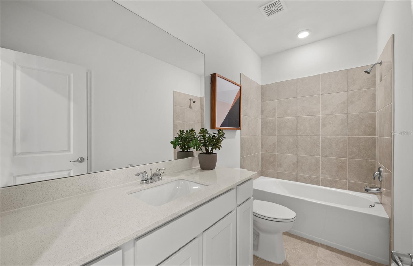 Image 16 of 18 For 814 Balleby Trail