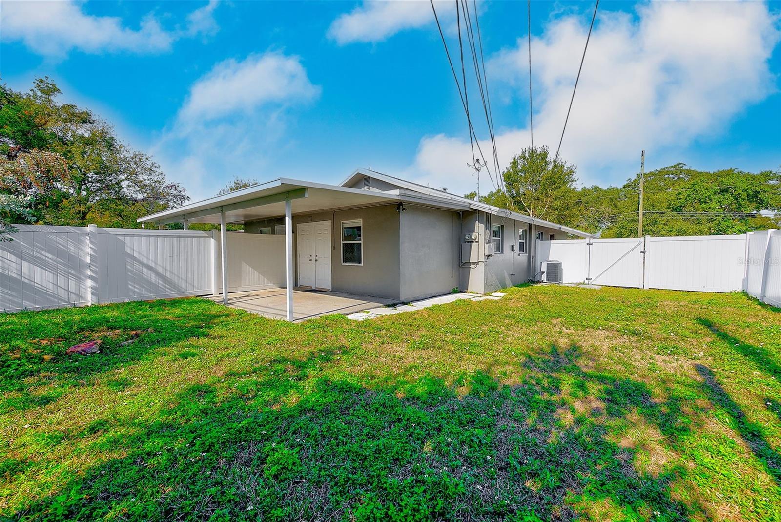 Image 25 of 49 For 969 2nd Avenue Ne