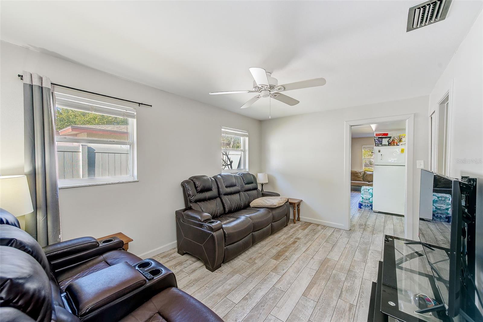 Image 39 of 49 For 969 2nd Avenue Ne