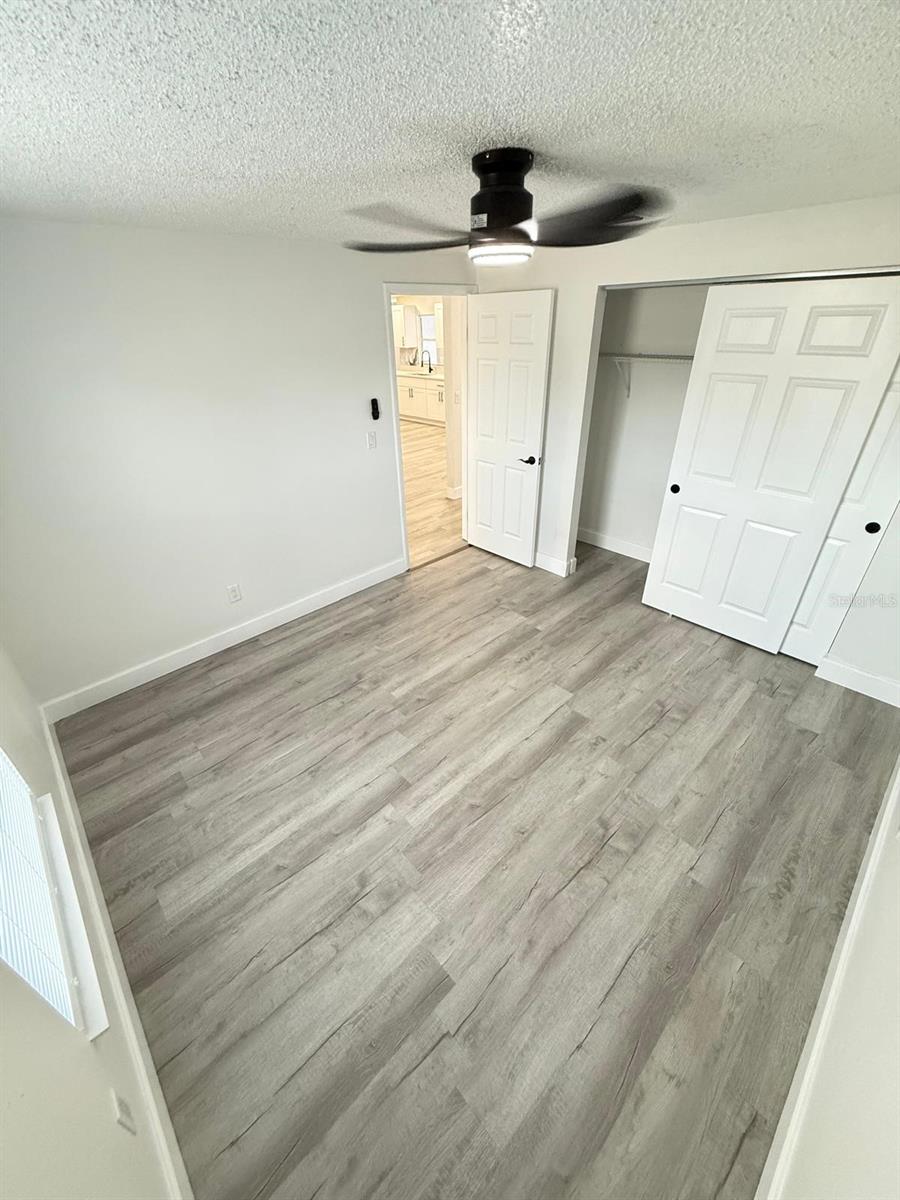 Listing photo id 33 for 4107 Denage Court