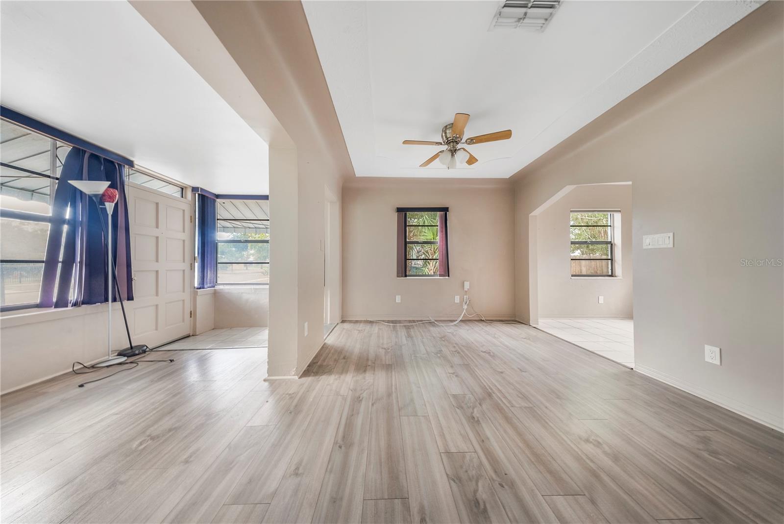 Image 11 of 65 For 517 41st Avenue S