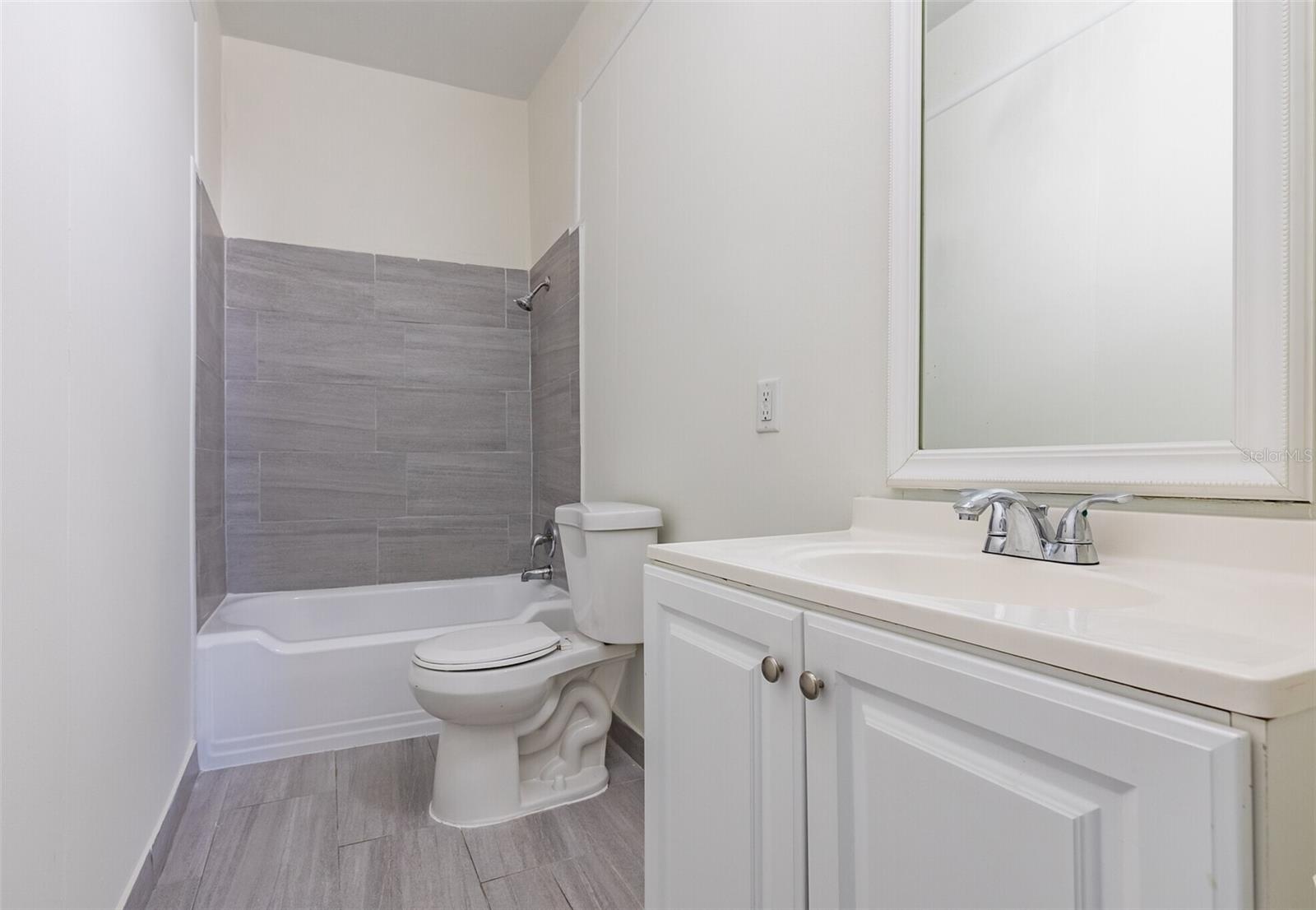 Image 19 of 27 For 218 Pinellas Avenue