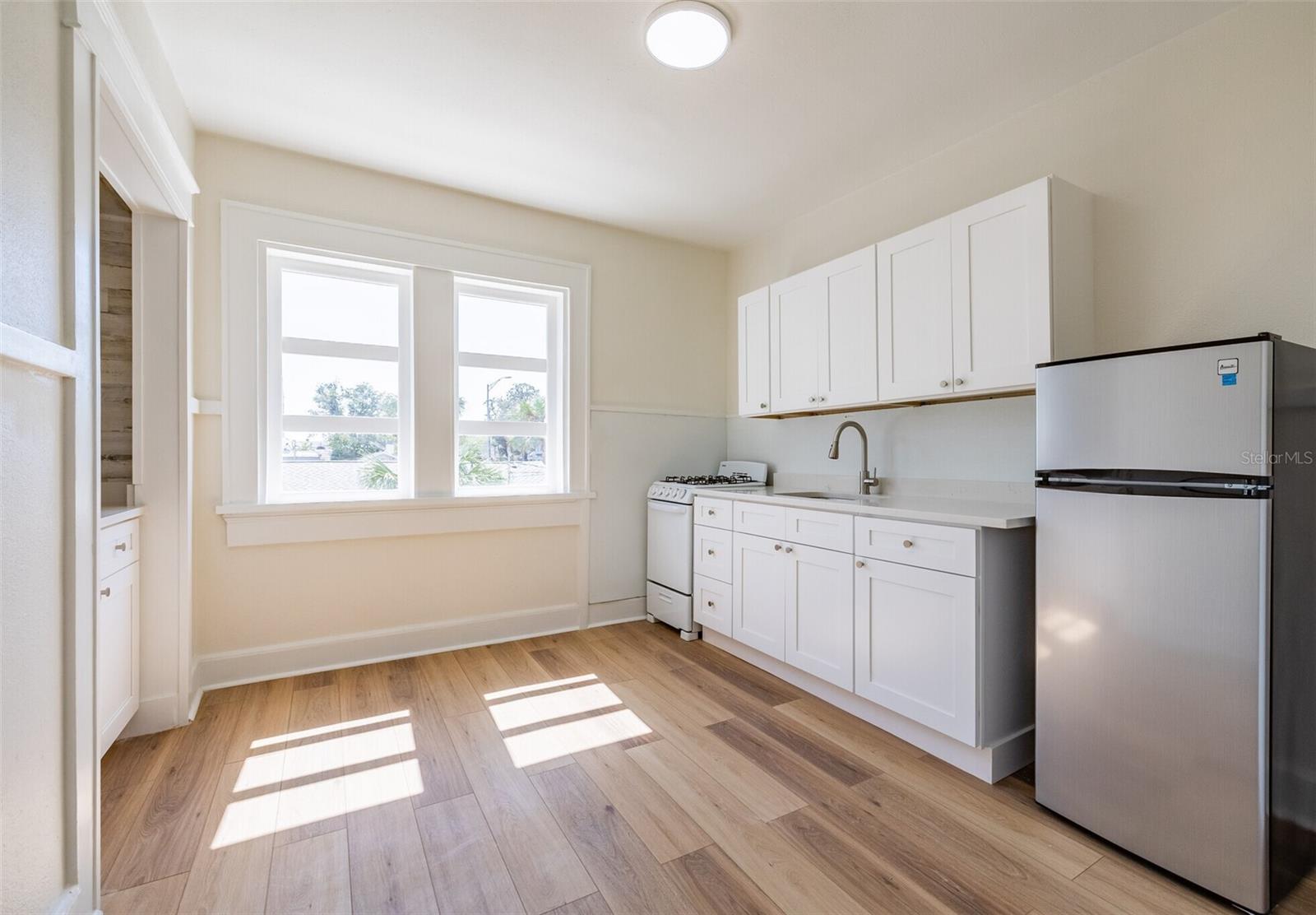 Image 21 of 27 For 218 Pinellas Avenue