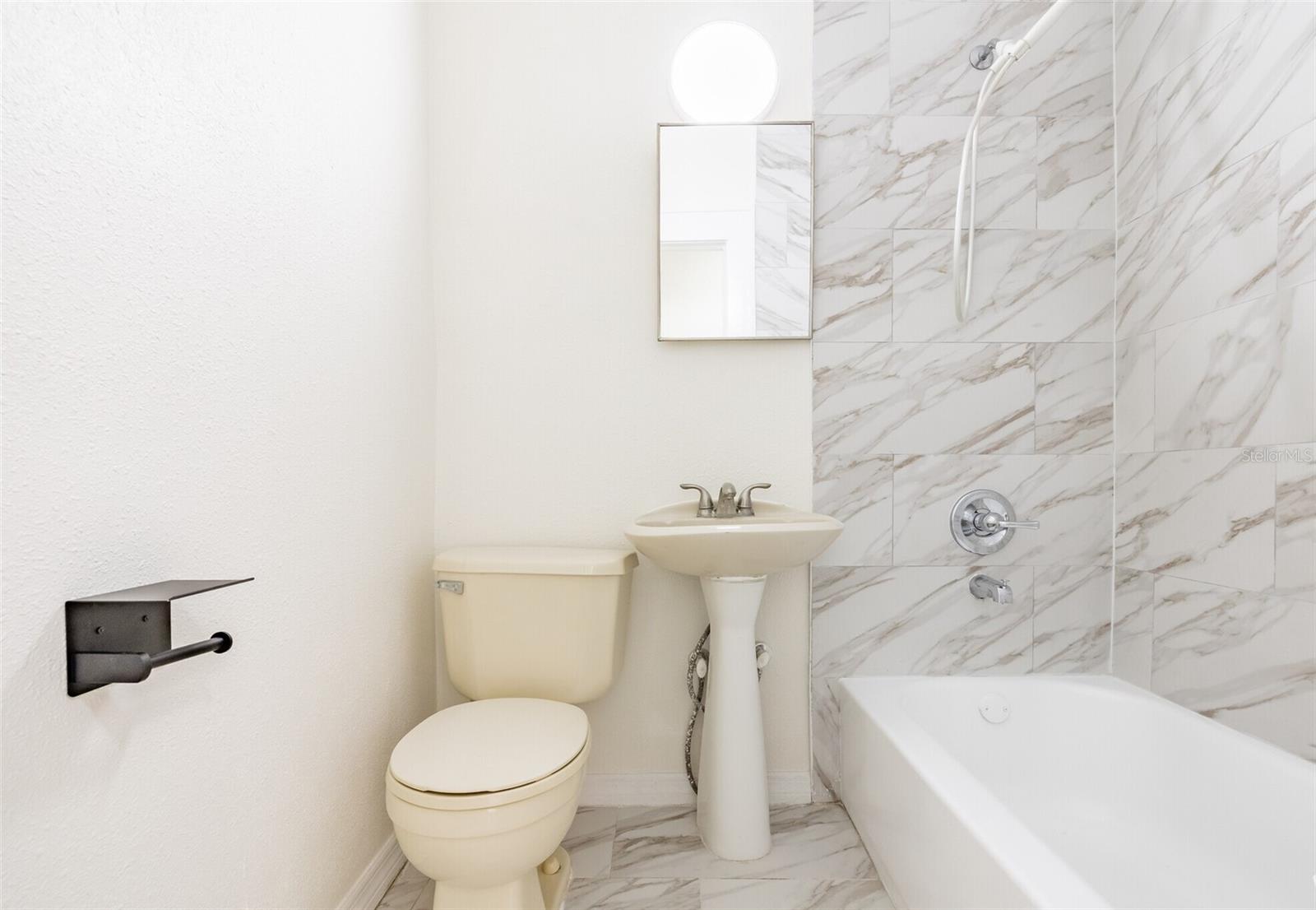 Image 24 of 27 For 218 Pinellas Avenue