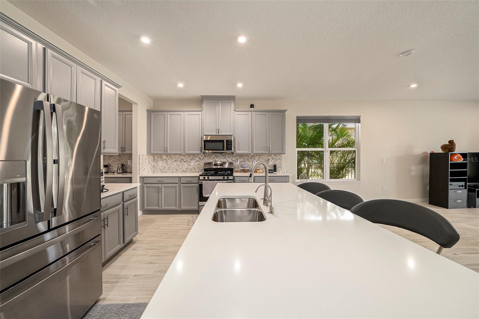 Image 13 of 41 For 33410 Castaway Loop