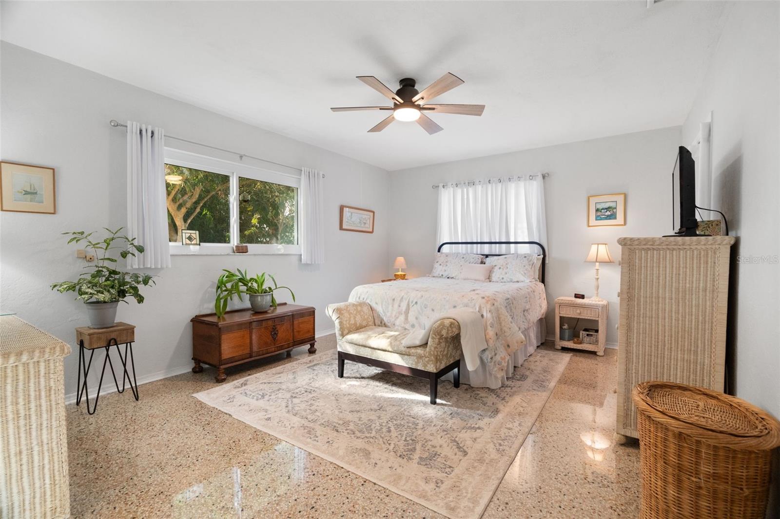 Image 16 of 36 For 4322 22nd Avenue N