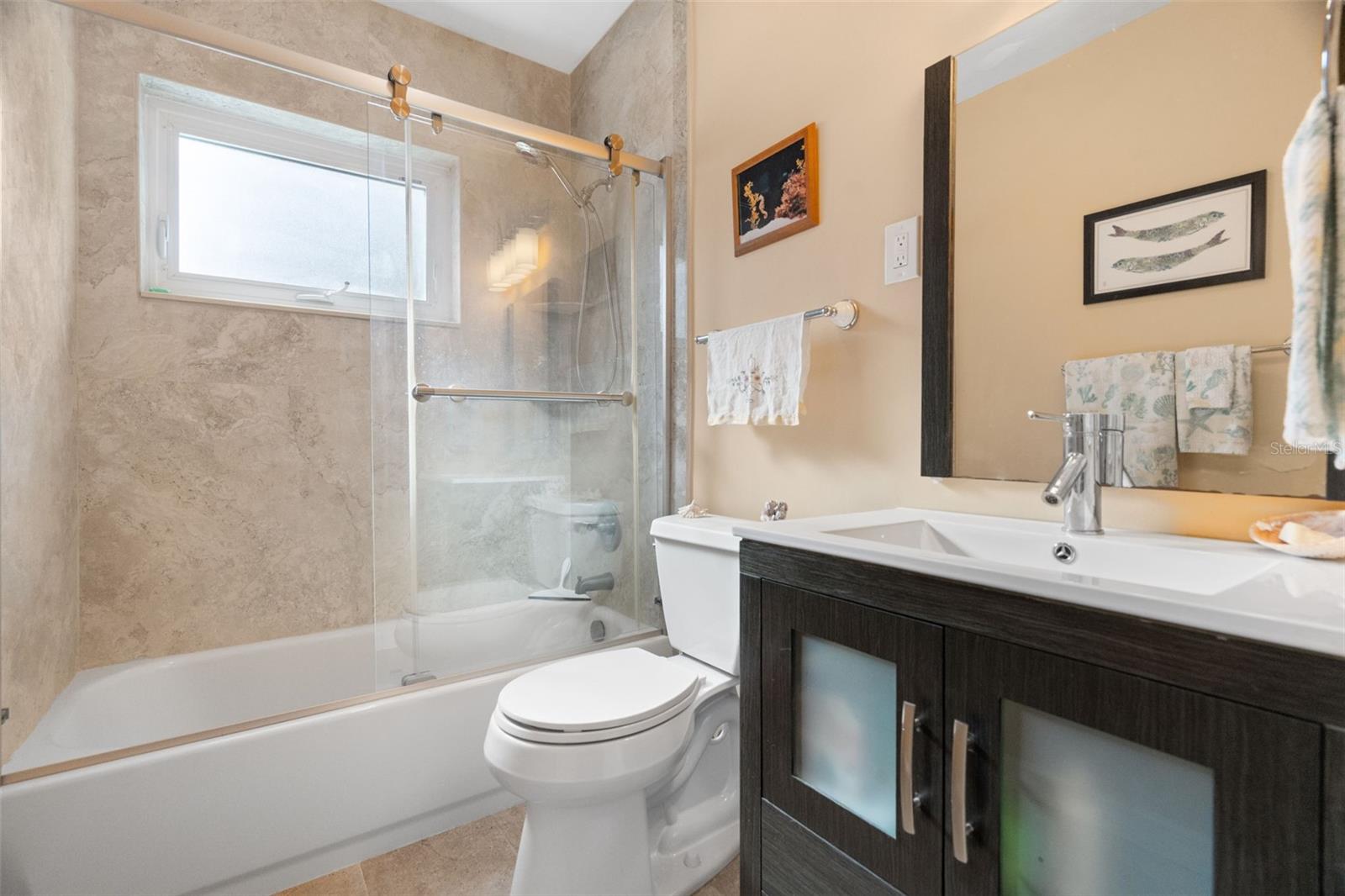 Image 22 of 36 For 4322 22nd Avenue N