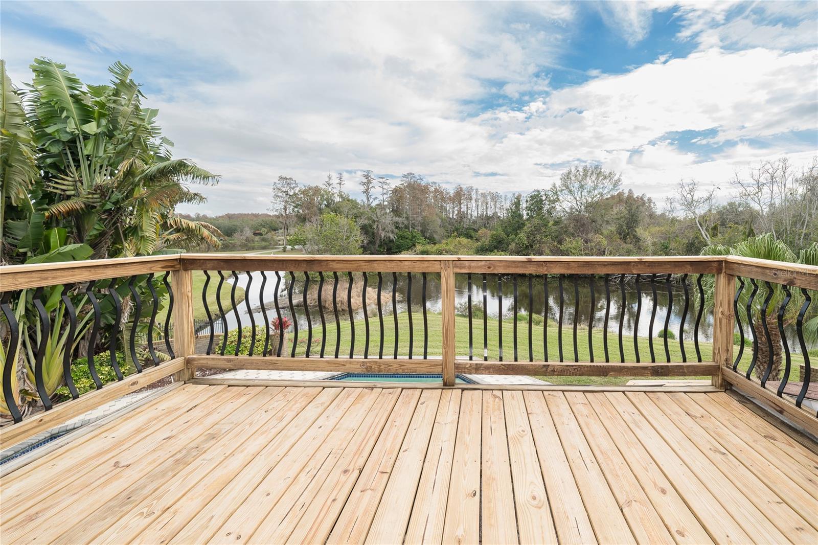 Image 19 of 88 For 4302 Carrollwood Village Drive