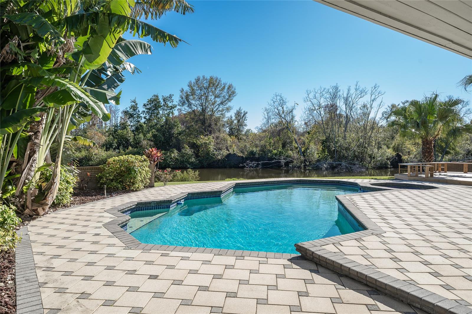 Image 27 of 88 For 4302 Carrollwood Village Drive