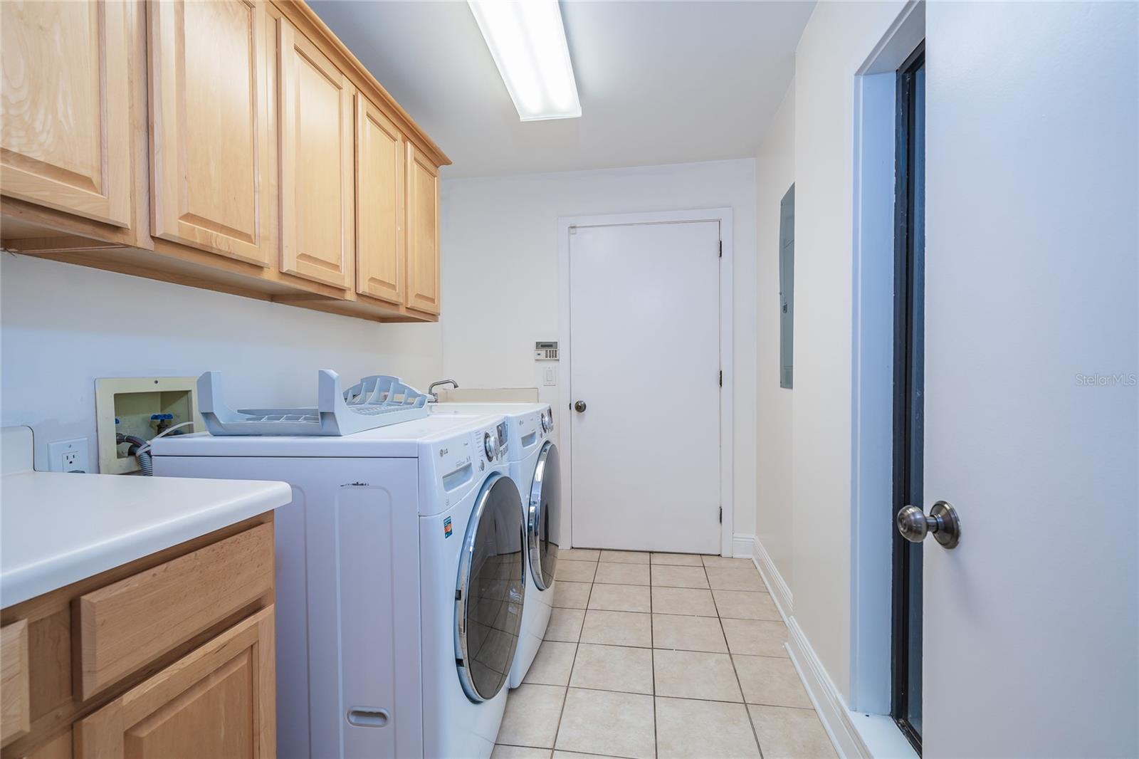 Image 36 of 88 For 4302 Carrollwood Village Drive