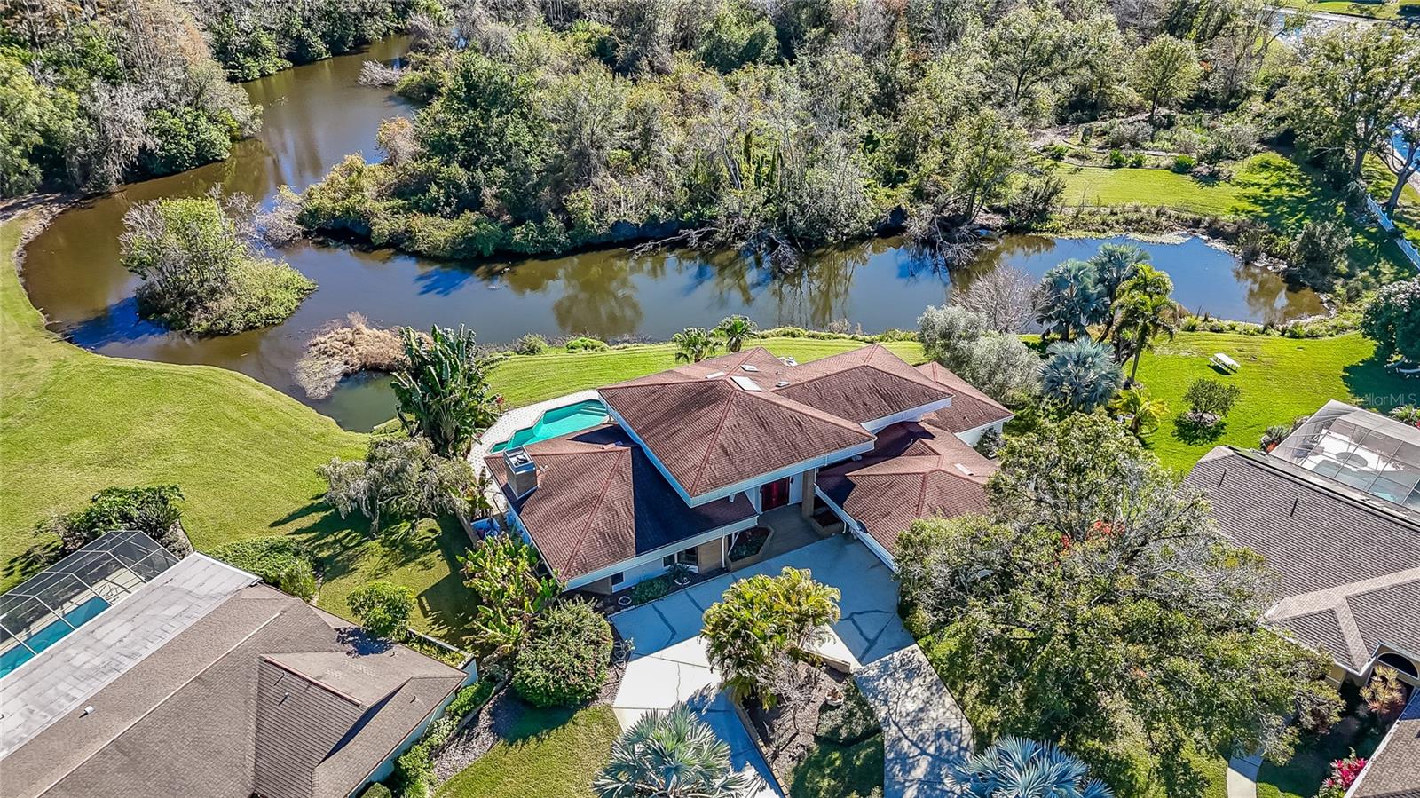 Image 39 of 88 For 4302 Carrollwood Village Drive