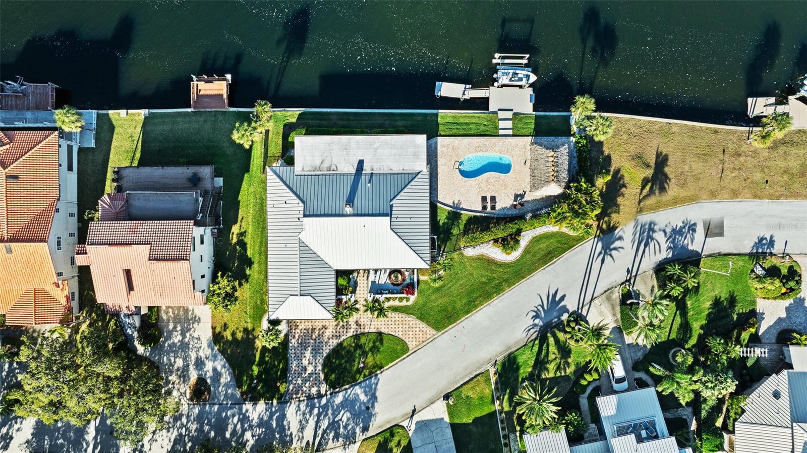 Image 14 of 91 For 5791 Westshore Drive