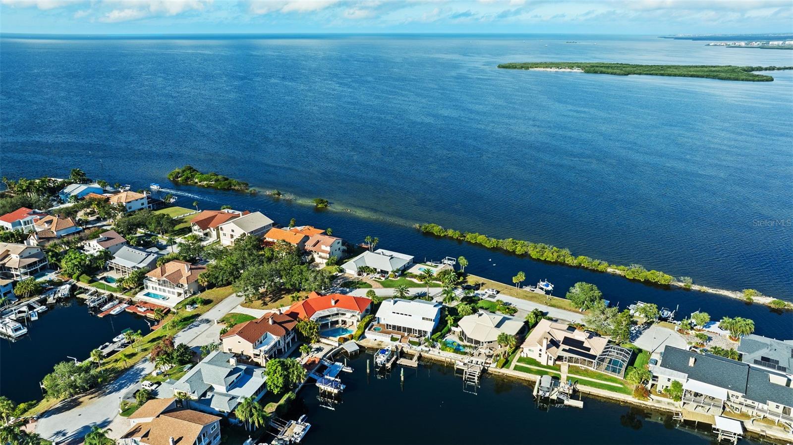 Image 18 of 91 For 5791 Westshore Drive