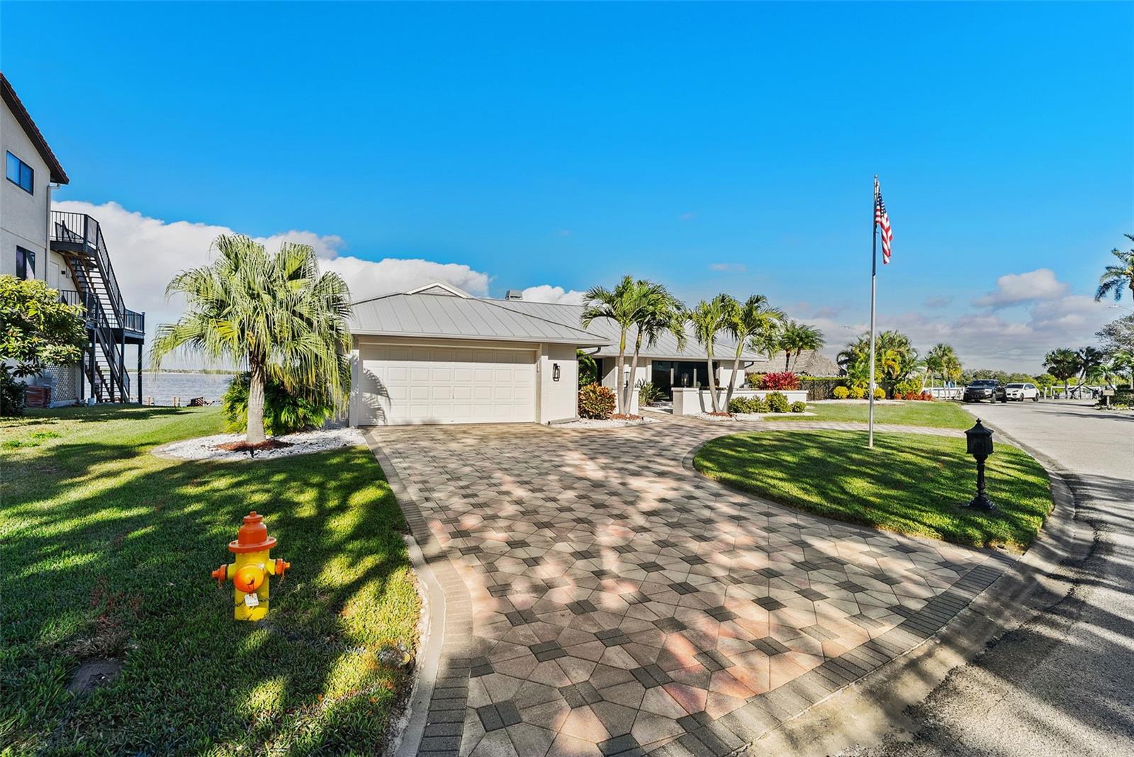 Image 21 of 91 For 5791 Westshore Drive