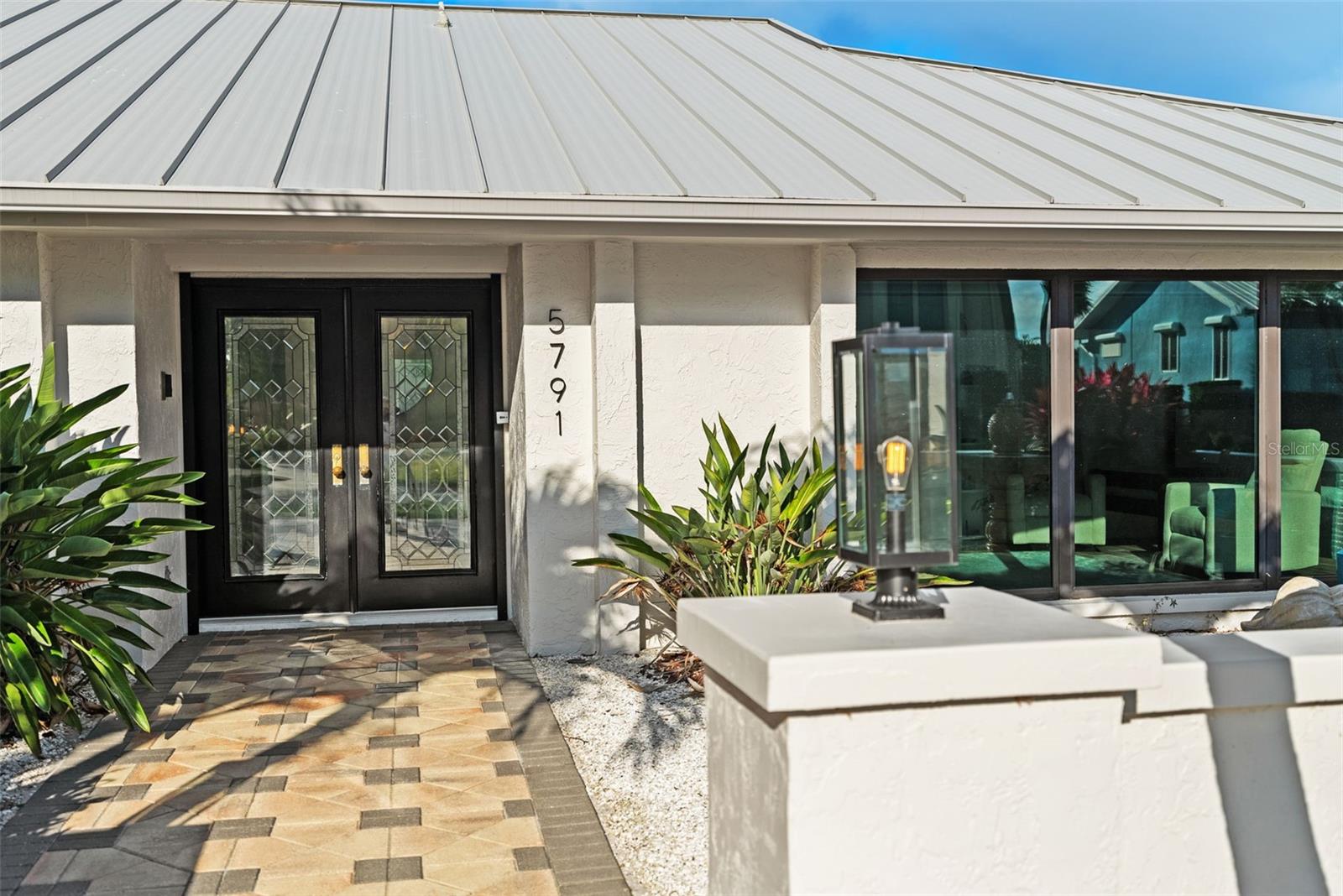 Image 27 of 91 For 5791 Westshore Drive