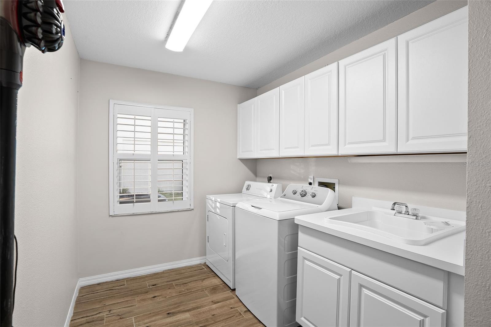 Image 35 of 91 For 5791 Westshore Drive