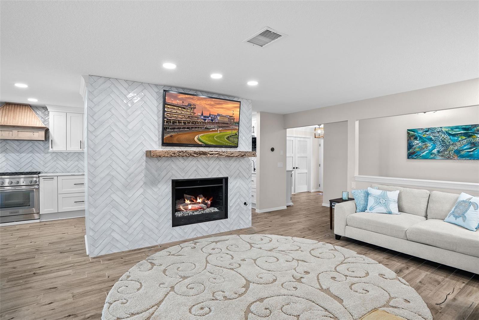 Image 48 of 91 For 5791 Westshore Drive