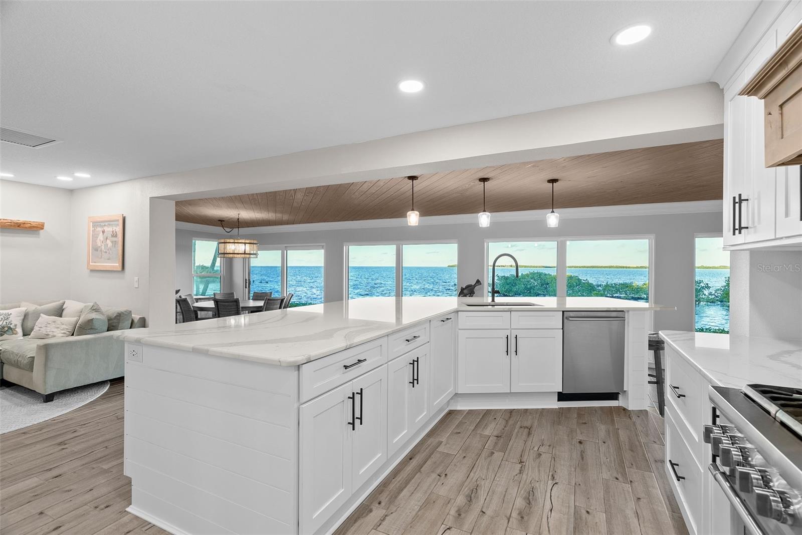 Image 5 of 91 For 5791 Westshore Drive