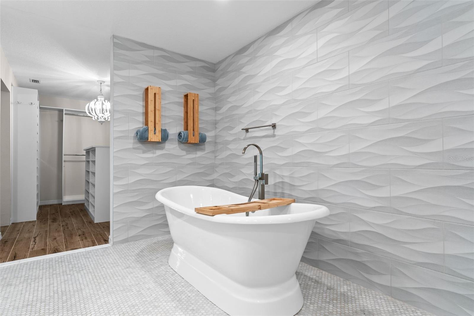 Image 63 of 91 For 5791 Westshore Drive