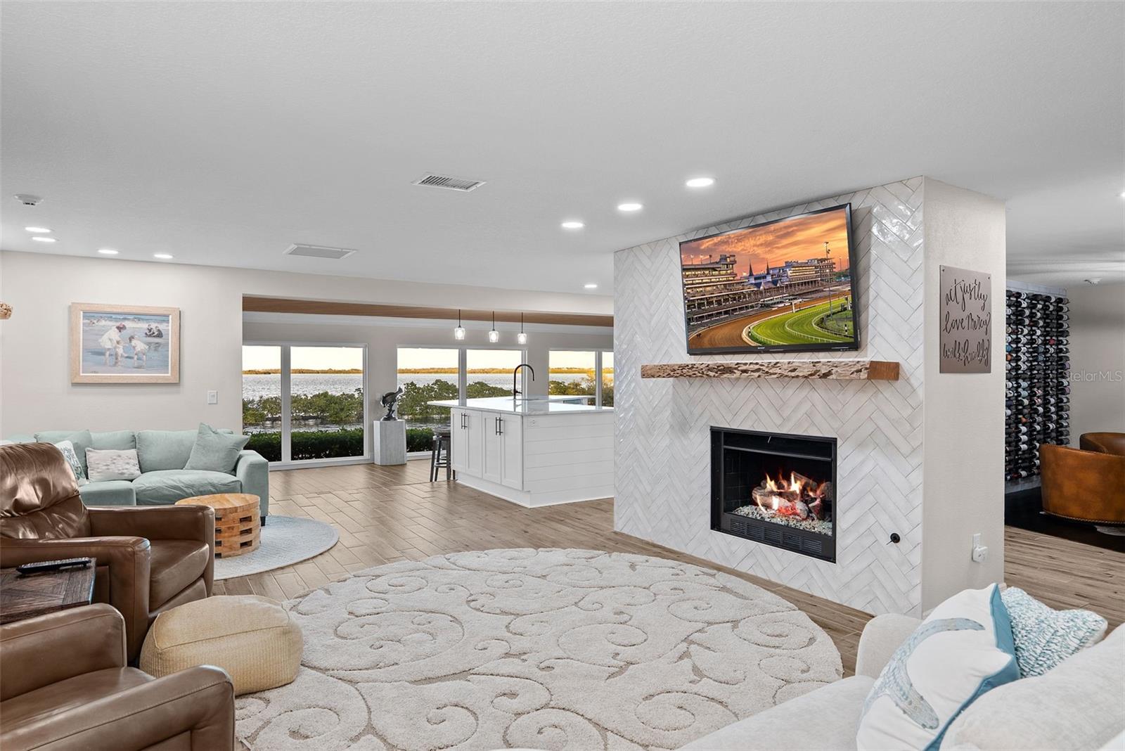 Image 9 of 91 For 5791 Westshore Drive