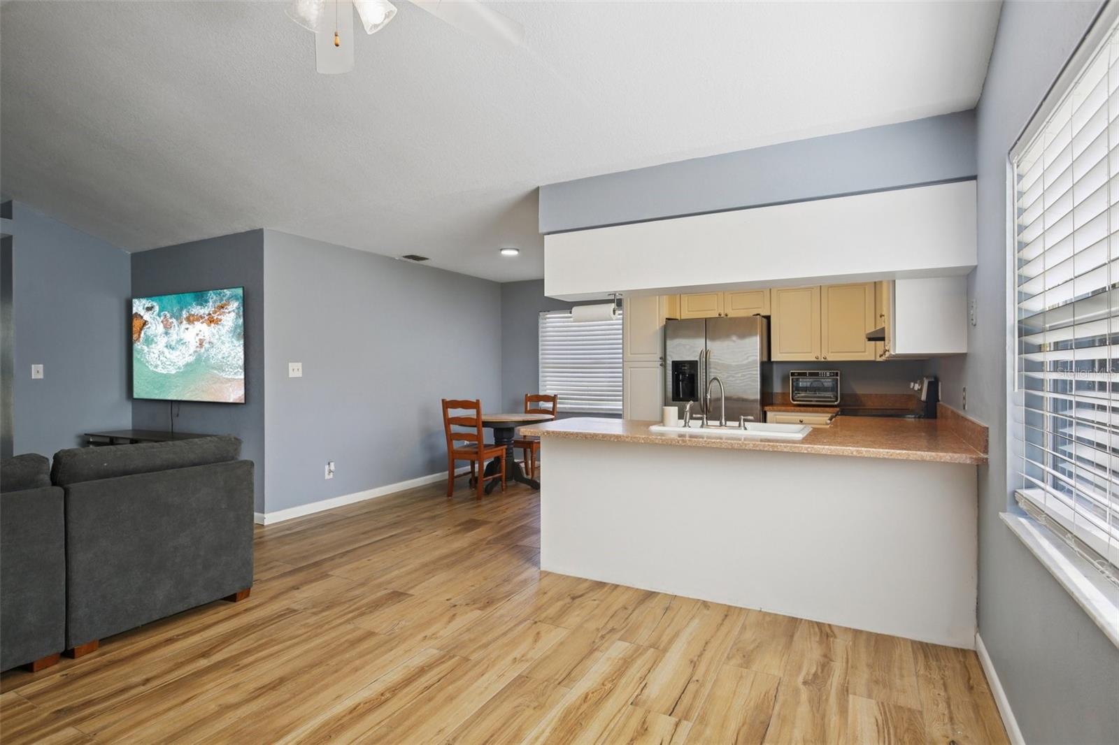 Image 10 of 43 For 3501 Reynolds Street