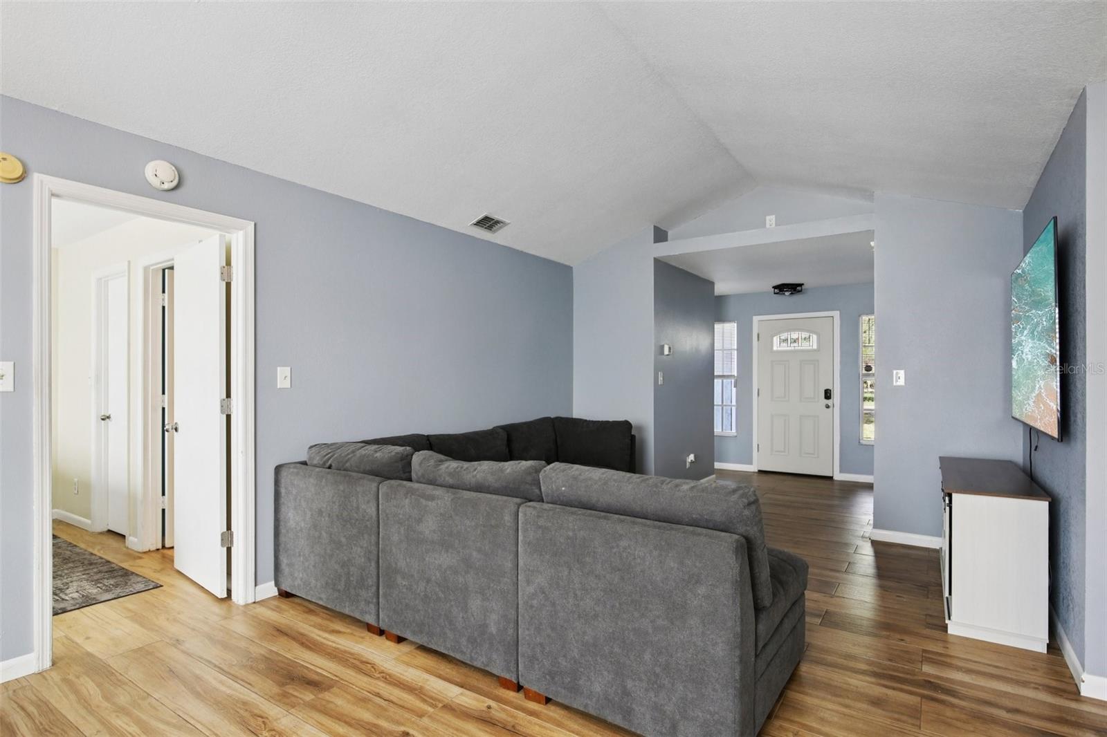 Image 12 of 43 For 3501 Reynolds Street