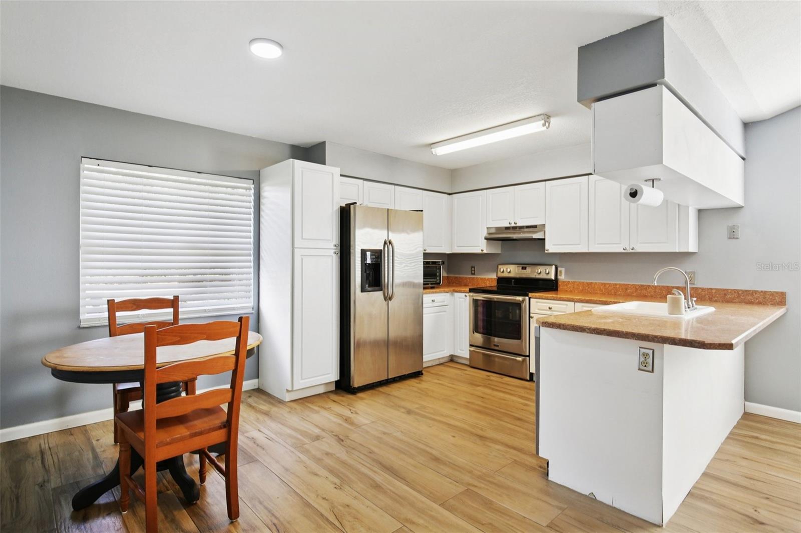 Image 13 of 43 For 3501 Reynolds Street