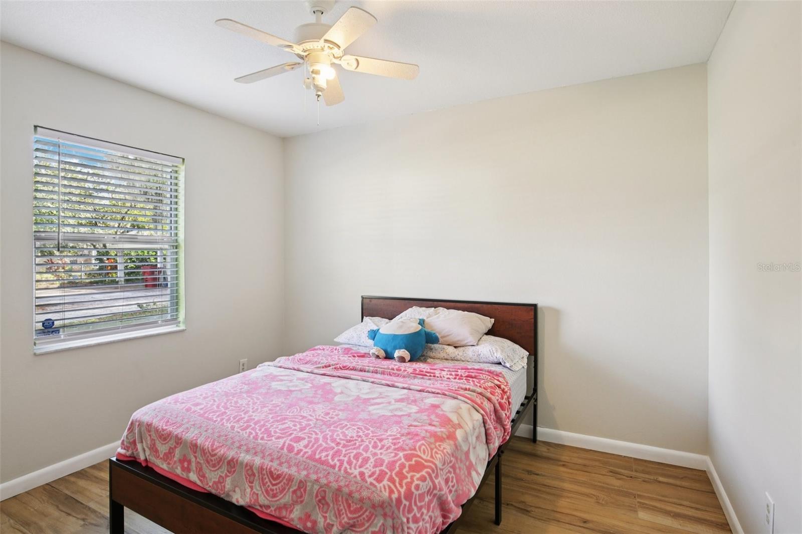 Image 25 of 43 For 3501 Reynolds Street