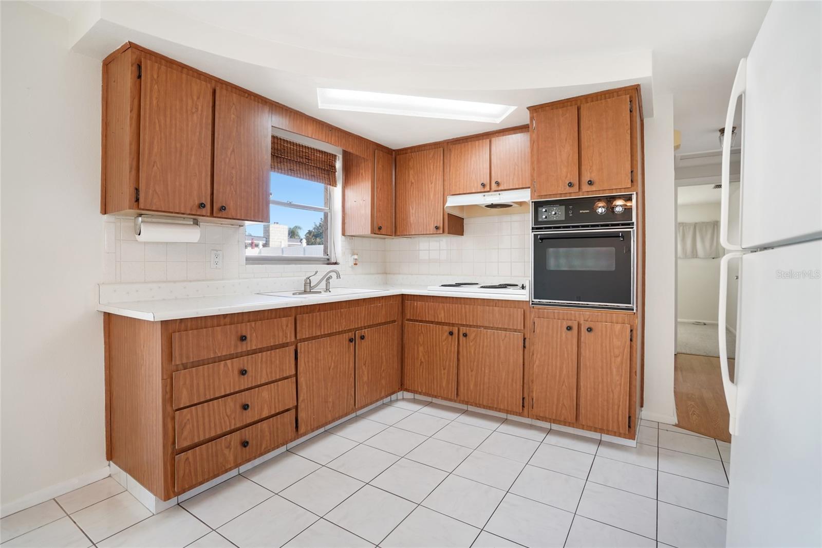 Image 11 of 39 For 4853 Manor Drive