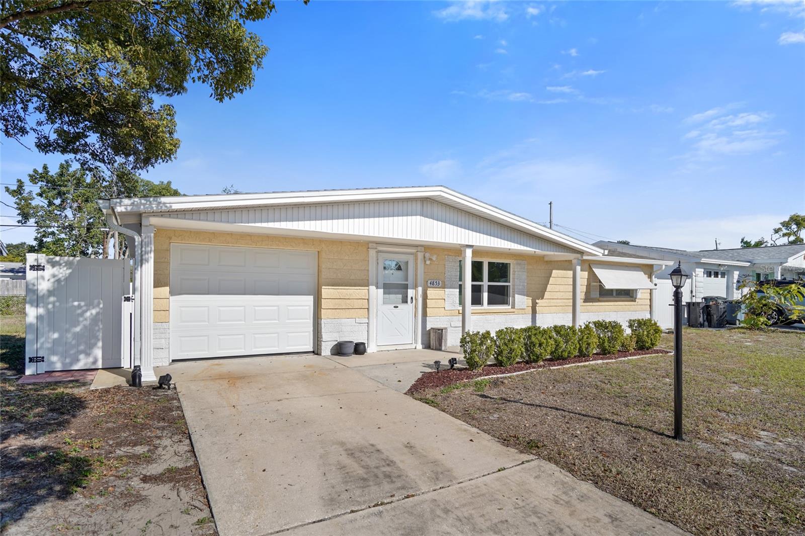 Image 2 of 39 For 4853 Manor Drive