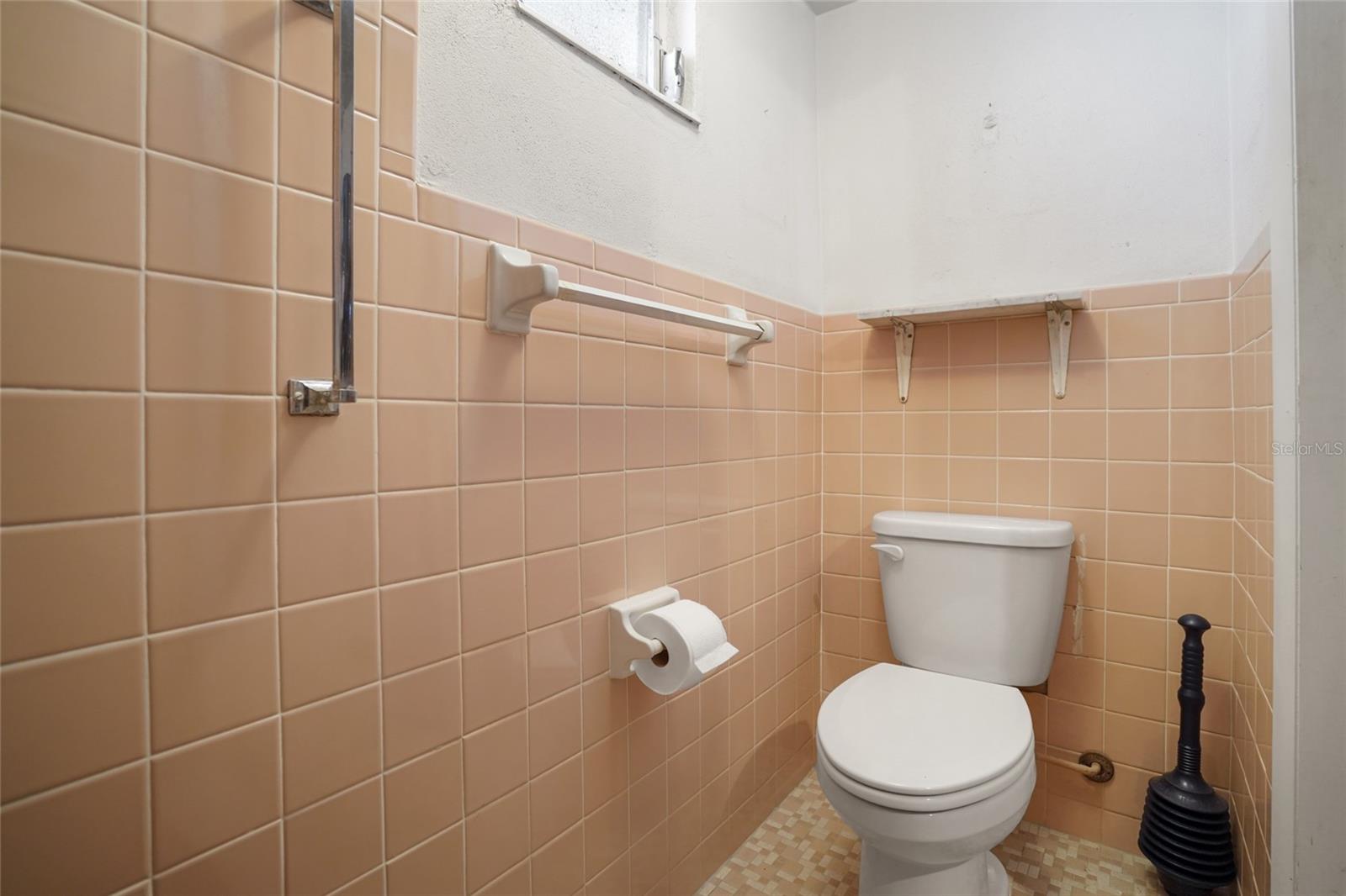 Image 29 of 39 For 4853 Manor Drive