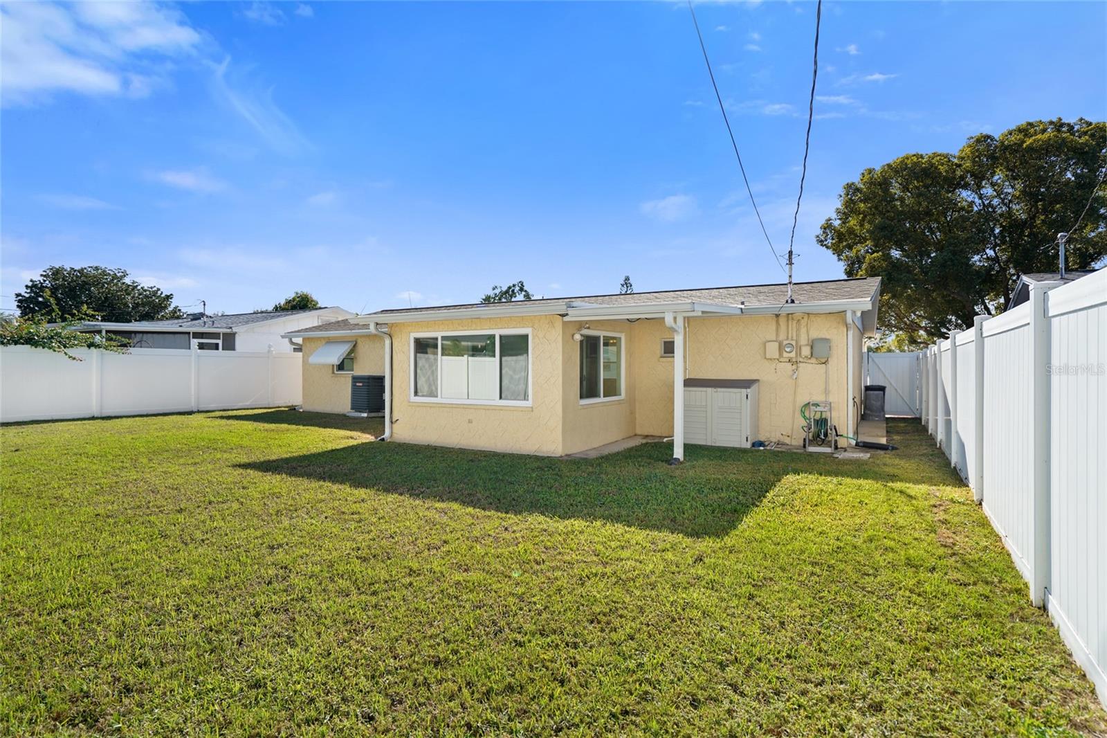 Image 32 of 39 For 4853 Manor Drive