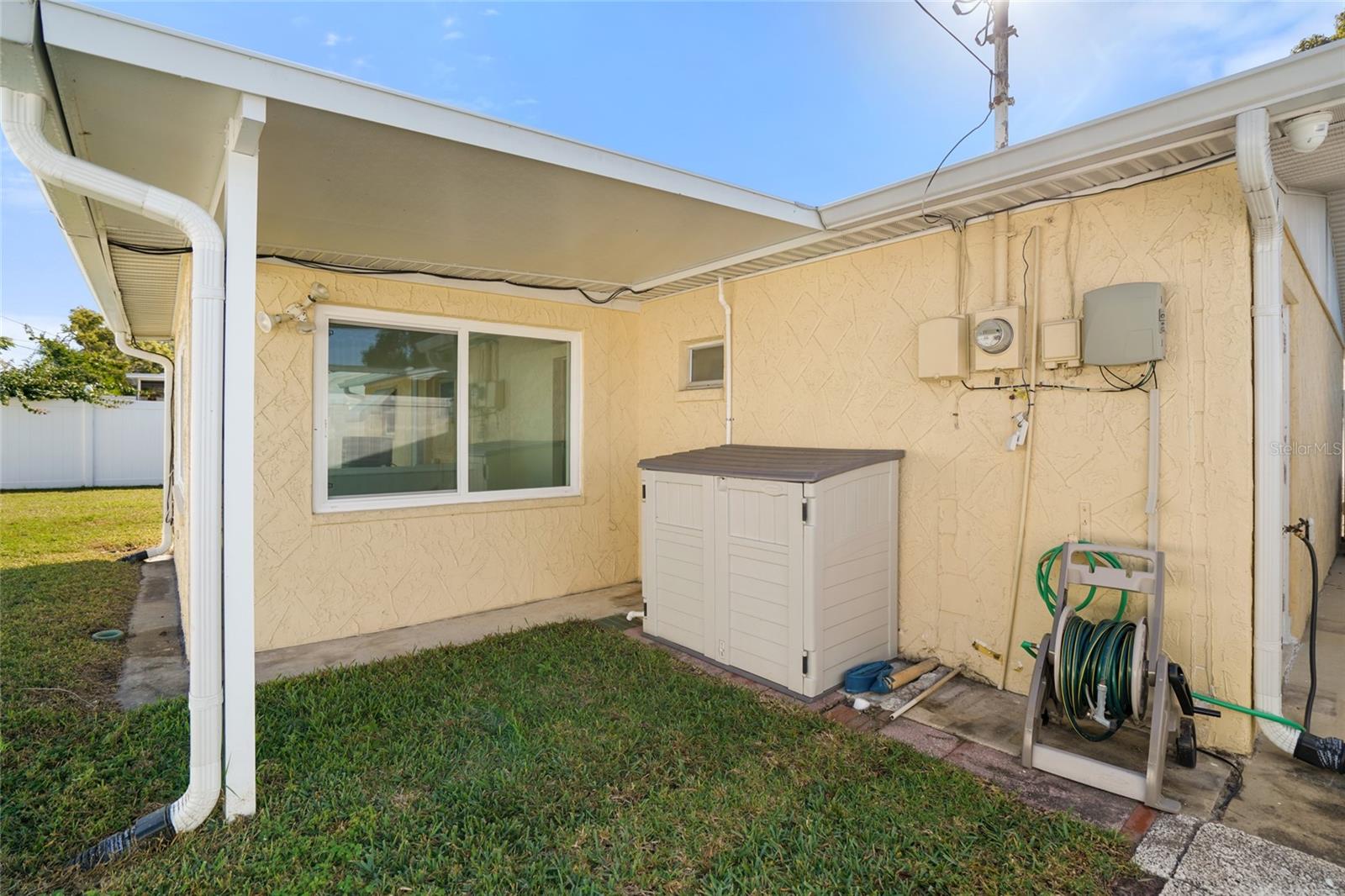 Image 33 of 39 For 4853 Manor Drive