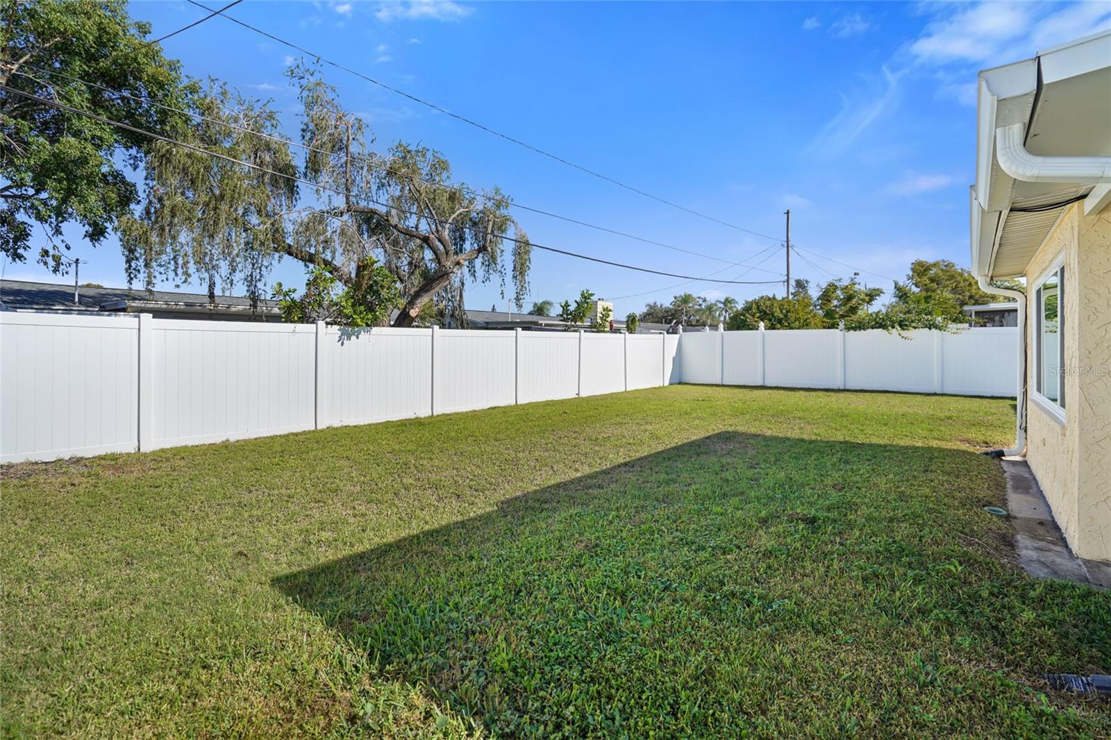 Image 34 of 39 For 4853 Manor Drive