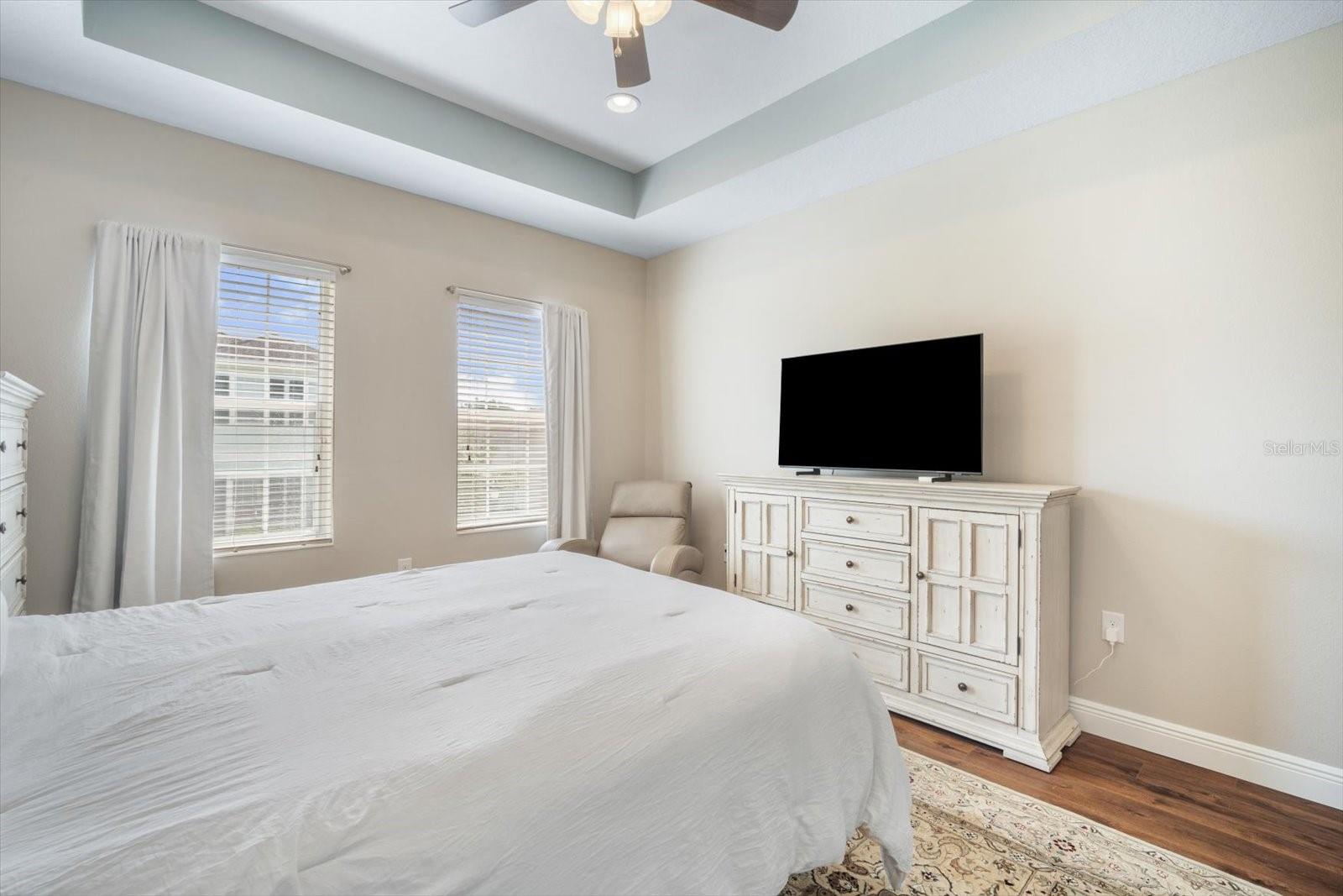 Image 18 of 63 For 11109 Great Neck Road