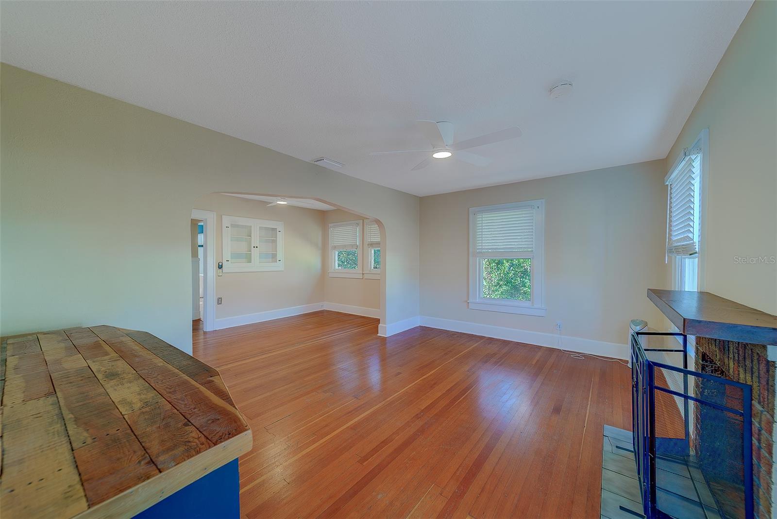 Image 11 of 62 For 4642 7th Avenue N