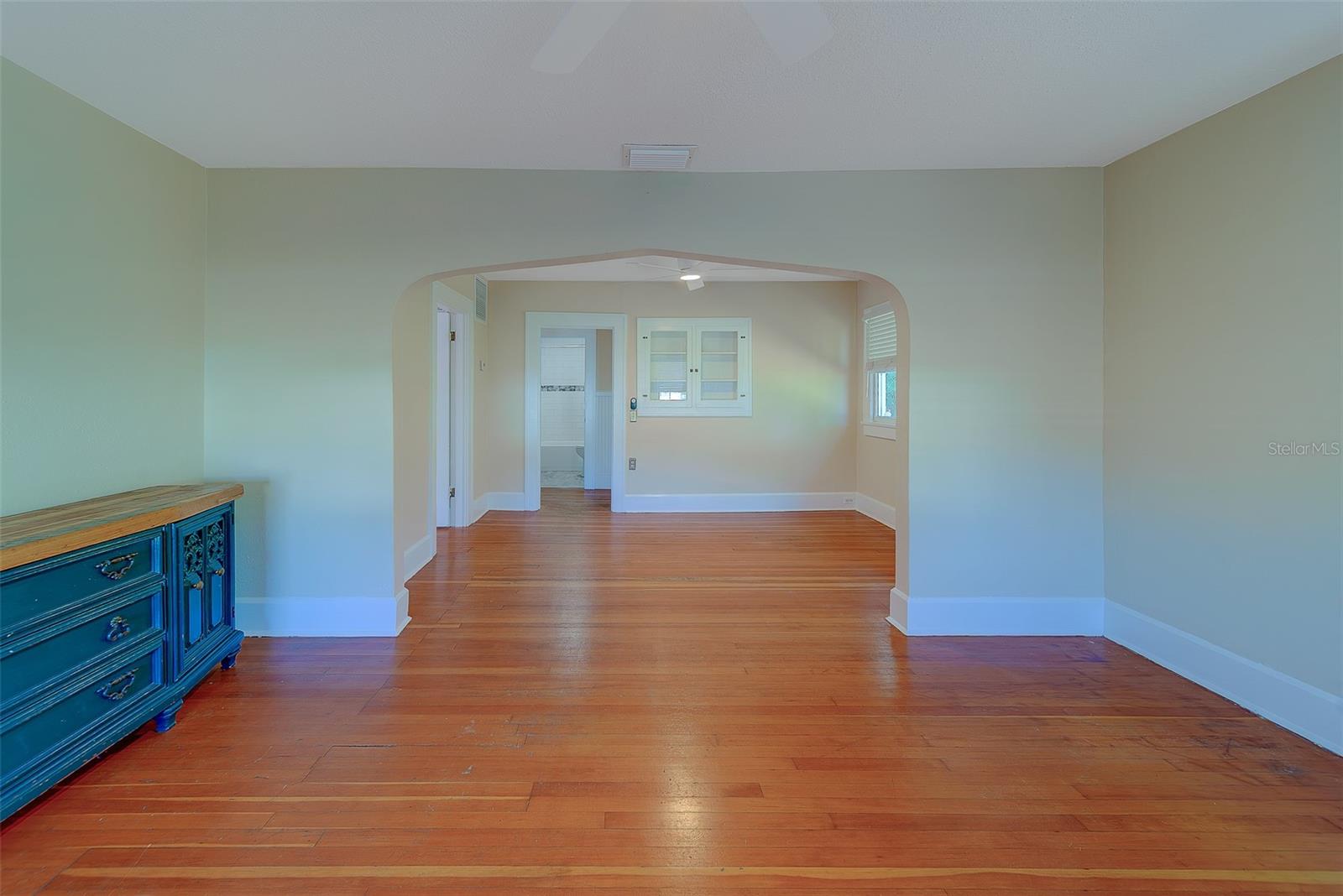 Image 12 of 62 For 4642 7th Avenue N