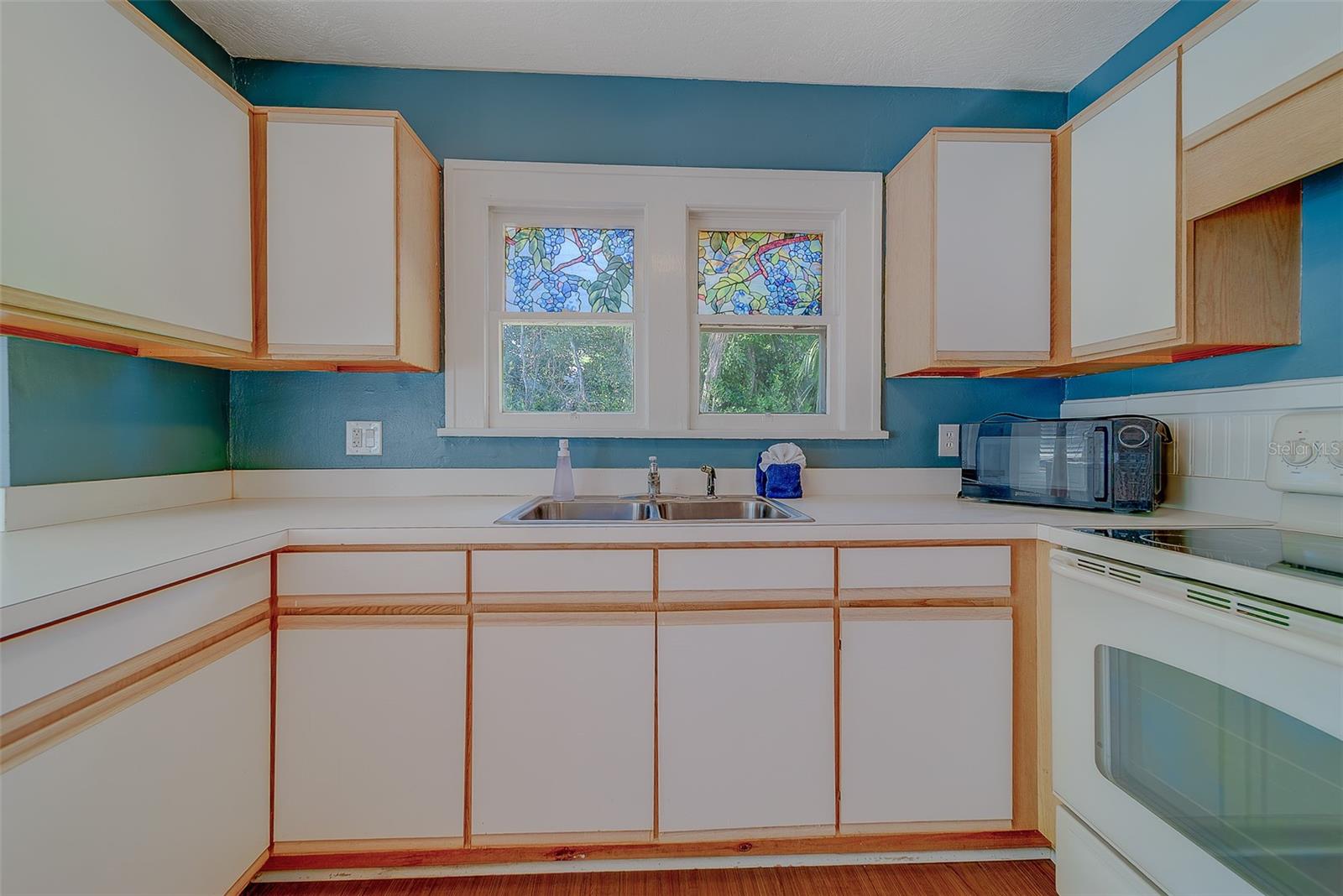 Image 30 of 62 For 4642 7th Avenue N