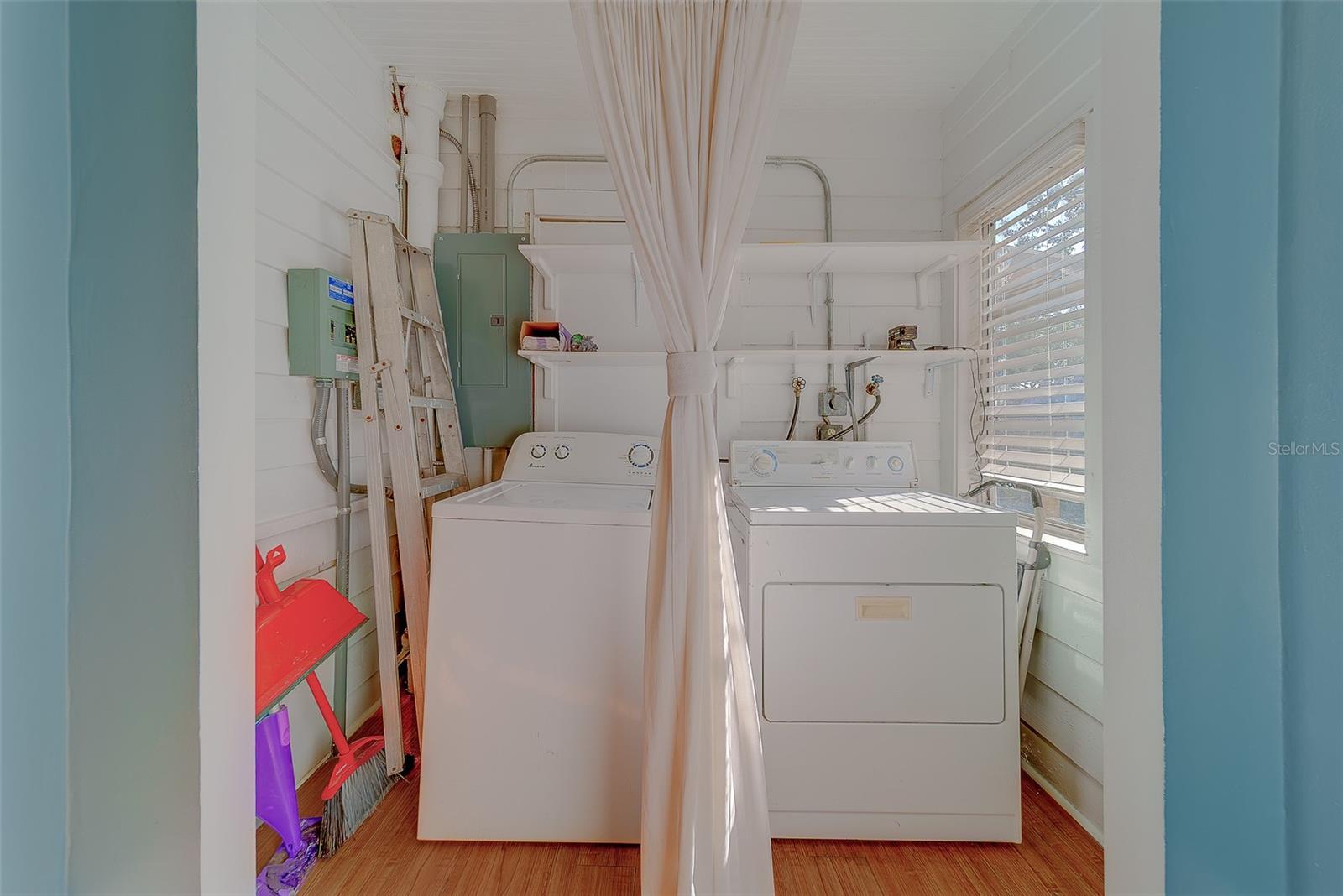 Image 33 of 62 For 4642 7th Avenue N