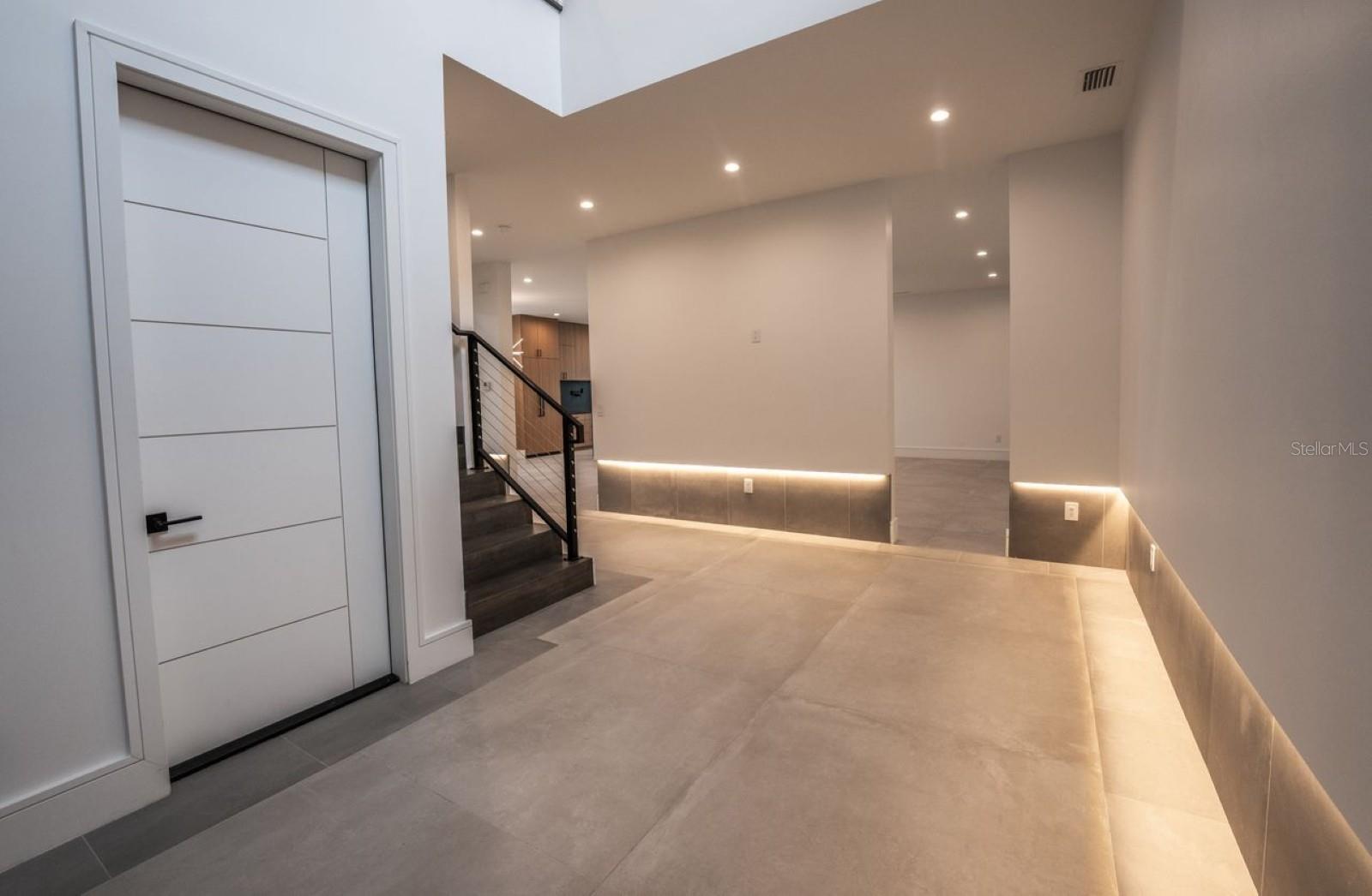 Image 15 of 83 For 3010 Trilby Avenue