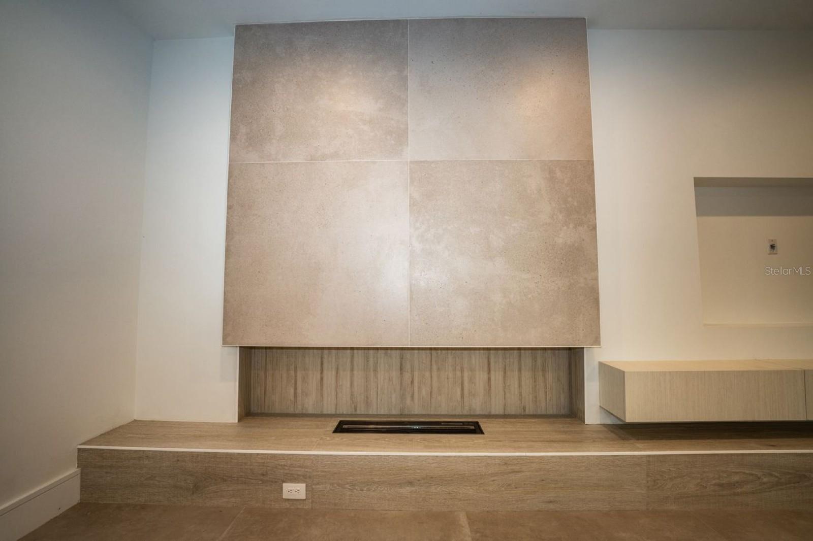 Image 17 of 83 For 3010 Trilby Avenue