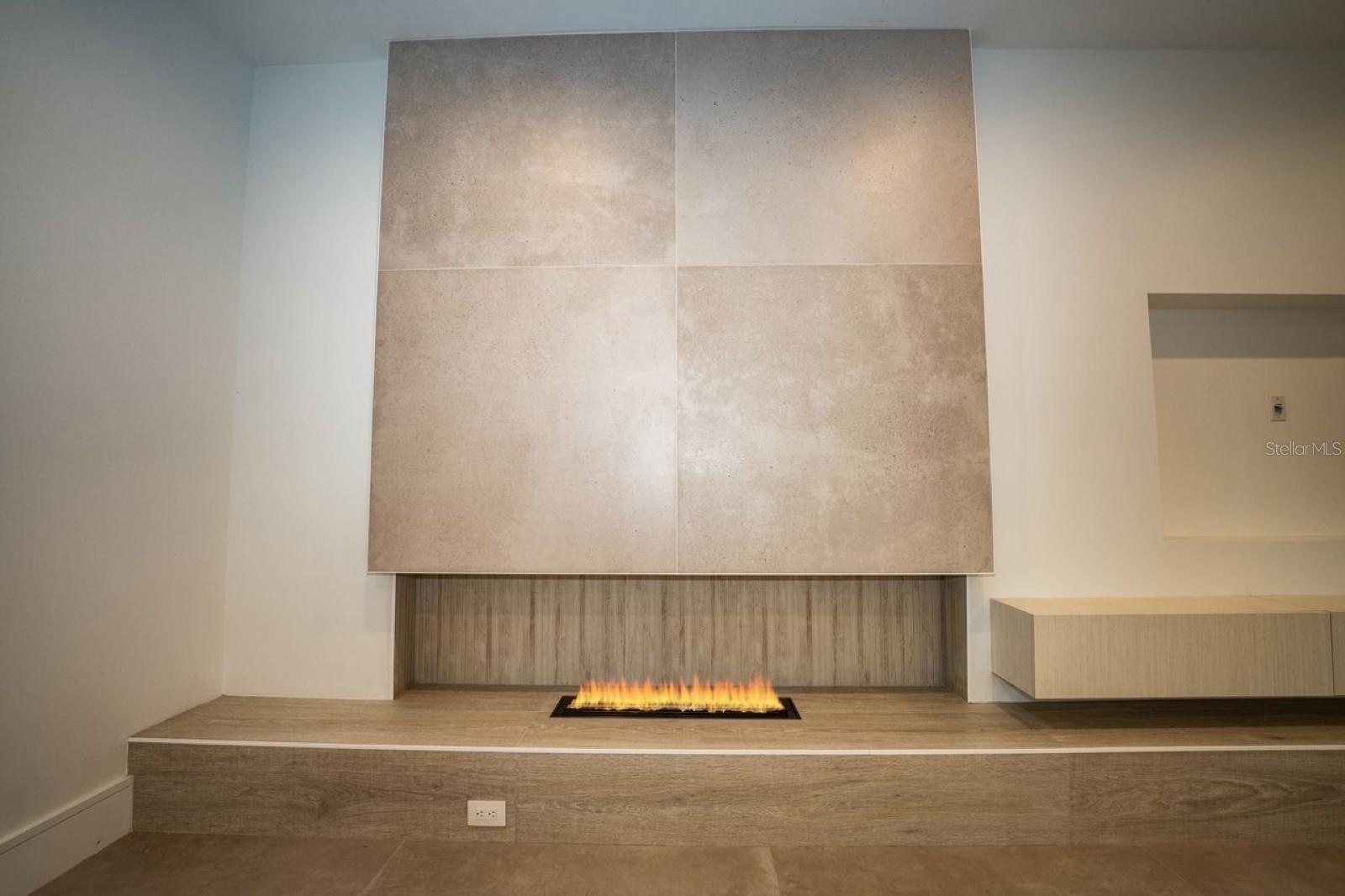 Image 18 of 83 For 3010 Trilby Avenue