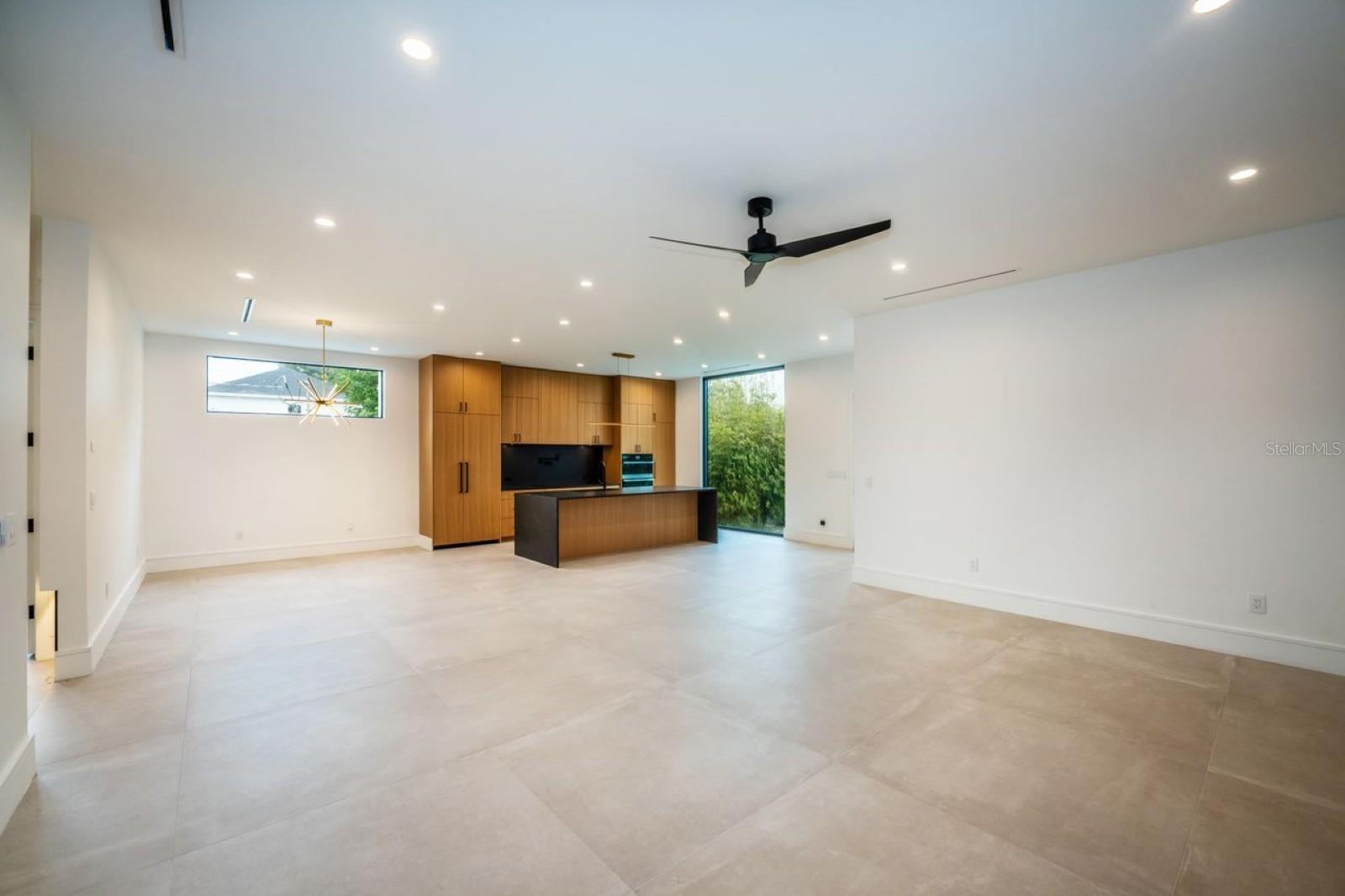 Image 19 of 83 For 3010 Trilby Avenue