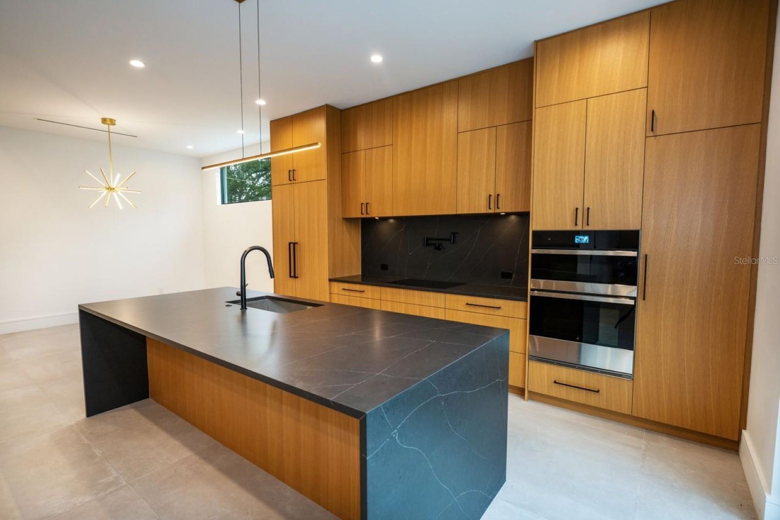 Image 30 of 83 For 3010 Trilby Avenue