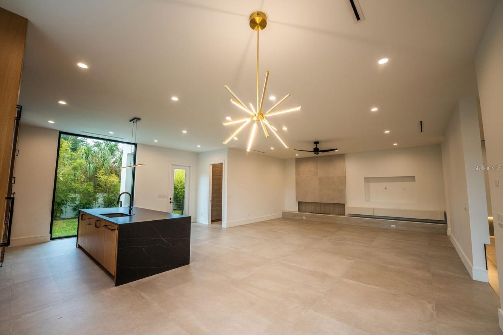 Image 36 of 83 For 3010 Trilby Avenue