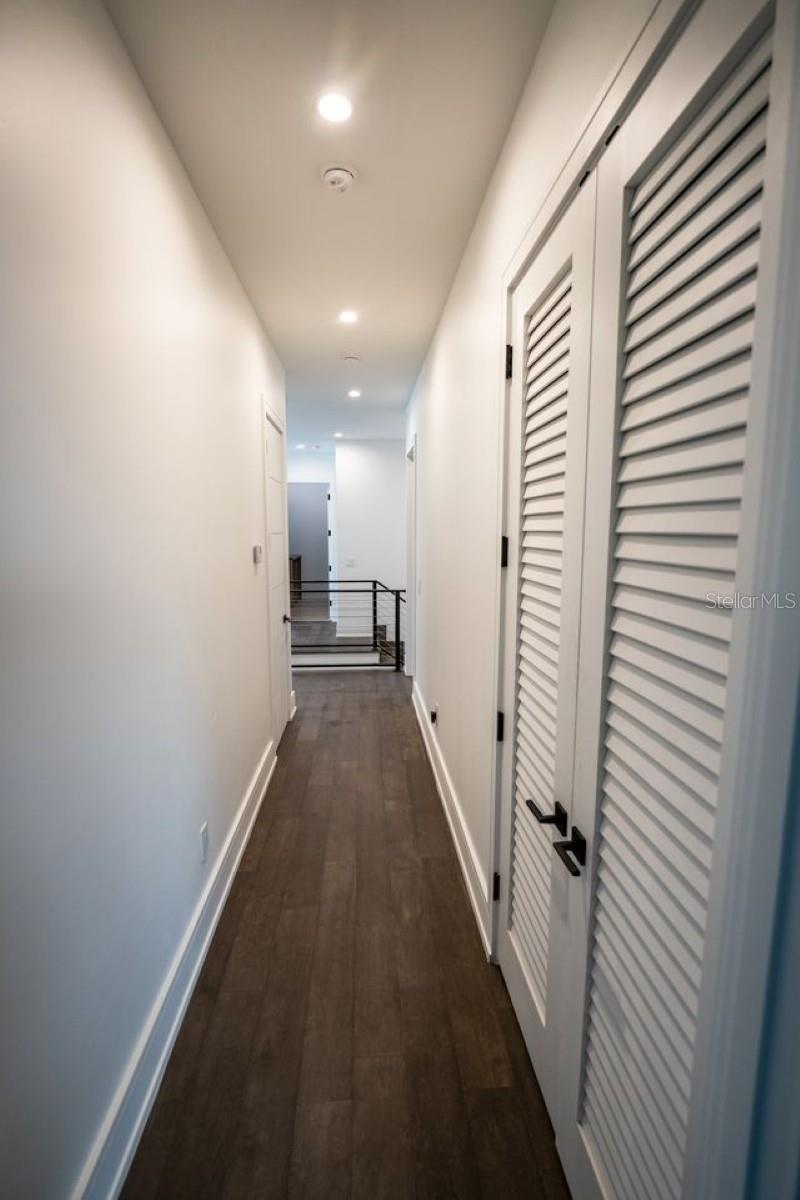 Image 43 of 83 For 3010 Trilby Avenue