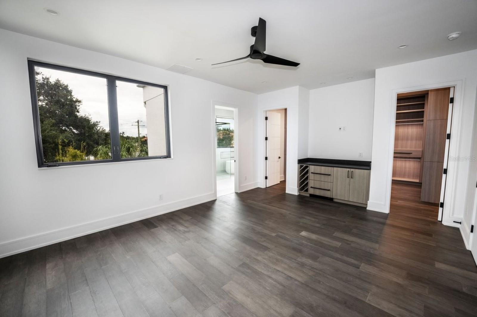 Image 44 of 83 For 3010 Trilby Avenue