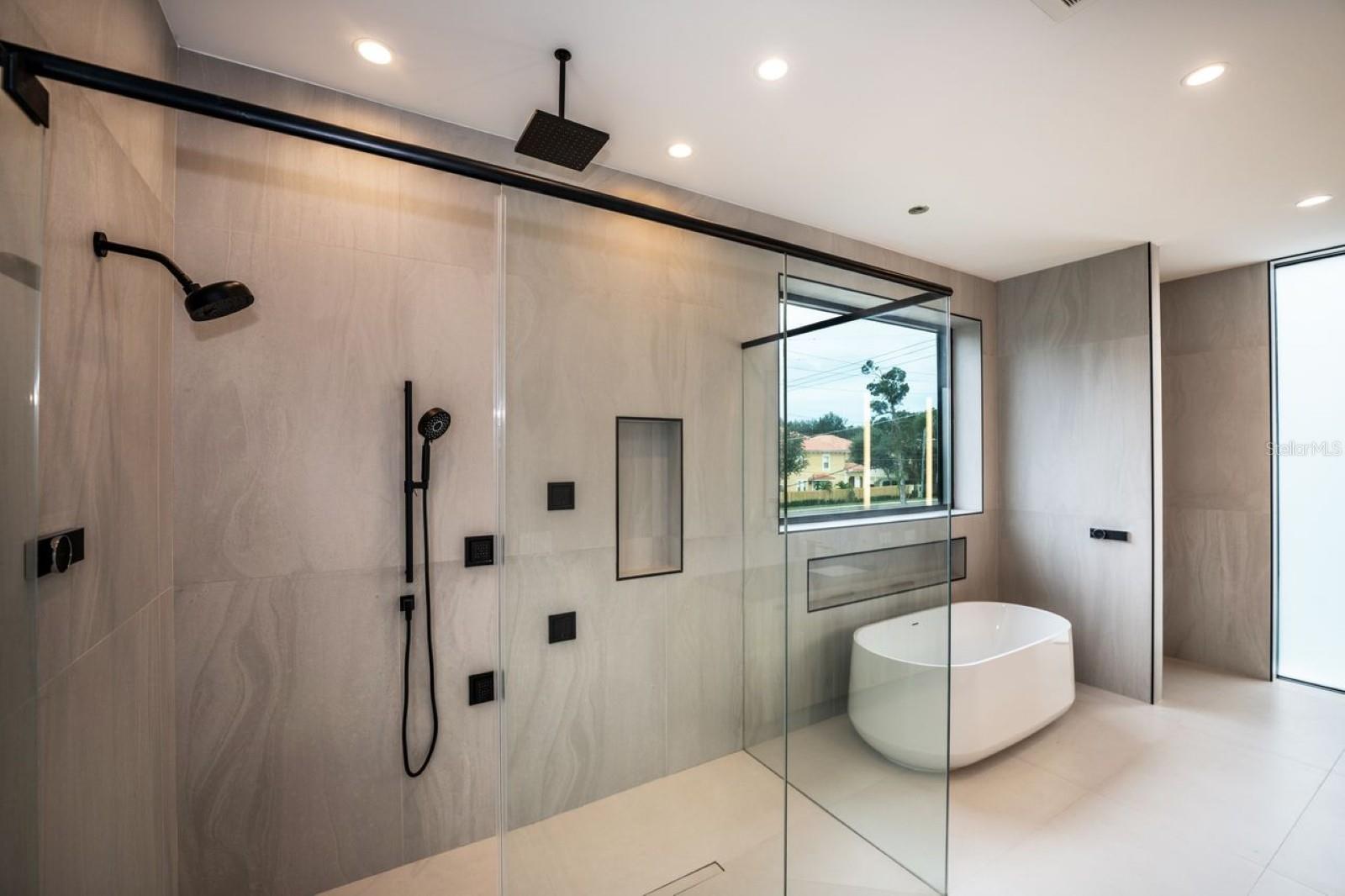 Image 51 of 83 For 3010 Trilby Avenue