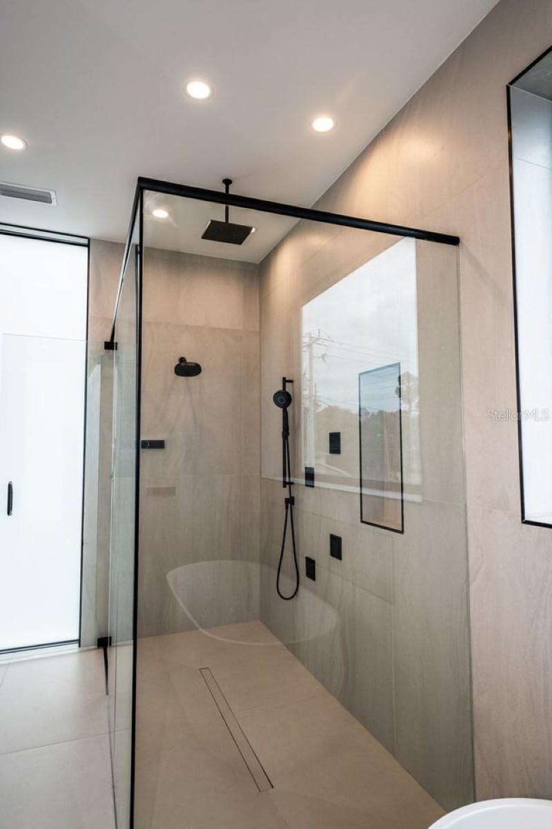 Image 53 of 83 For 3010 Trilby Avenue