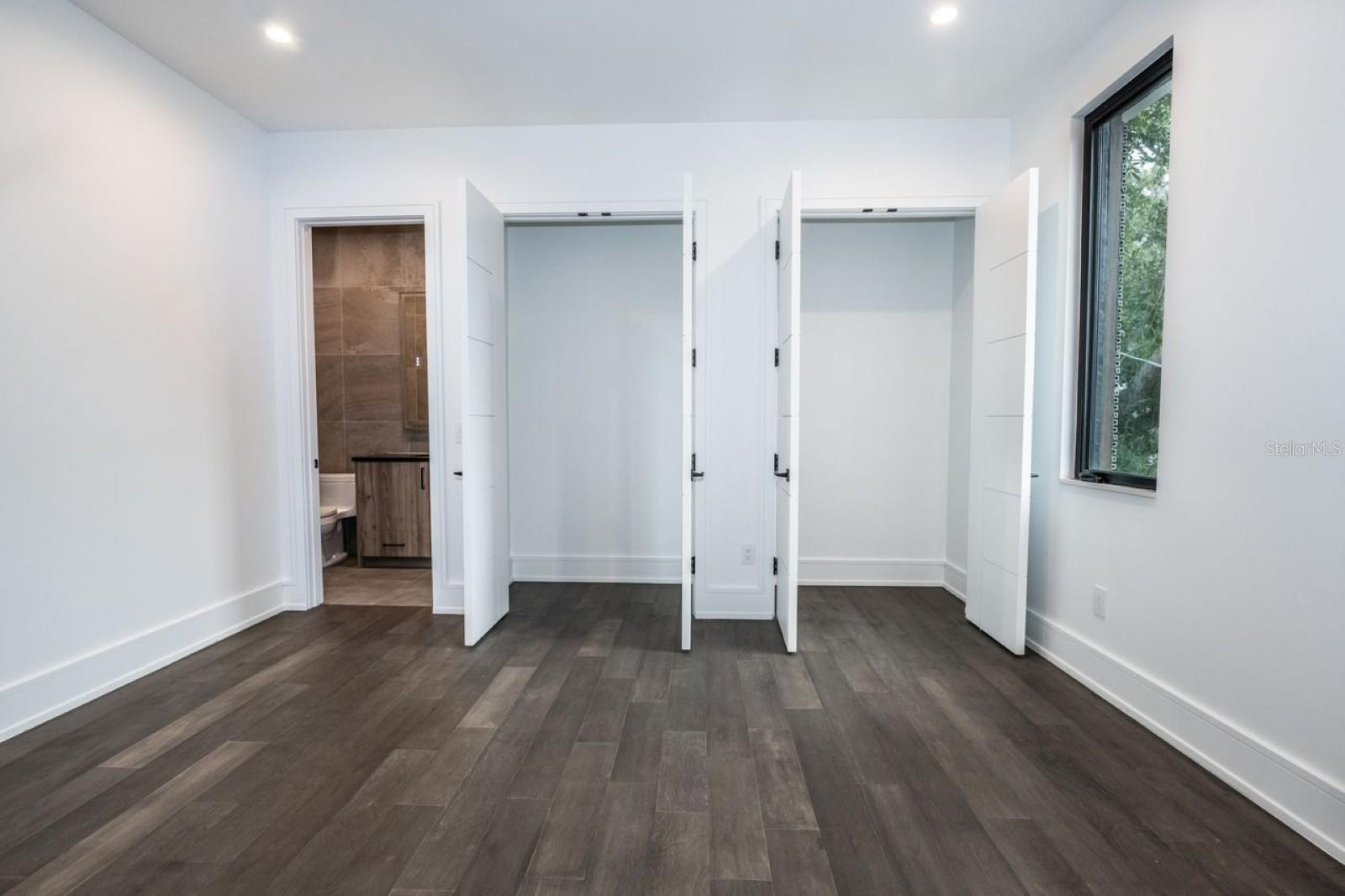 Image 64 of 83 For 3010 Trilby Avenue